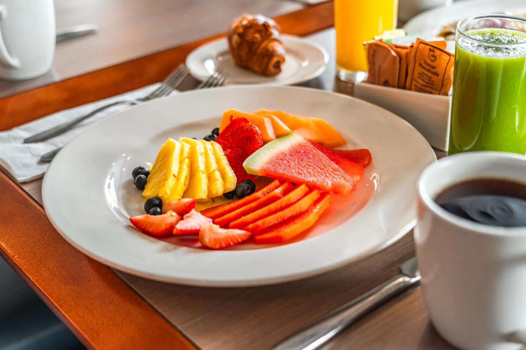 Restaurant/places to eat in Holiday Inn Guadalajara Patria-Universidad by IHG