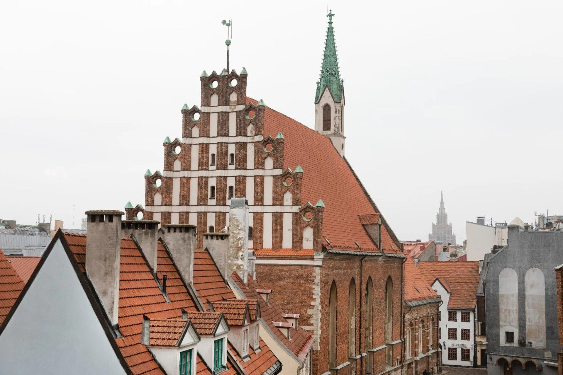 Day in Redstone Apartments