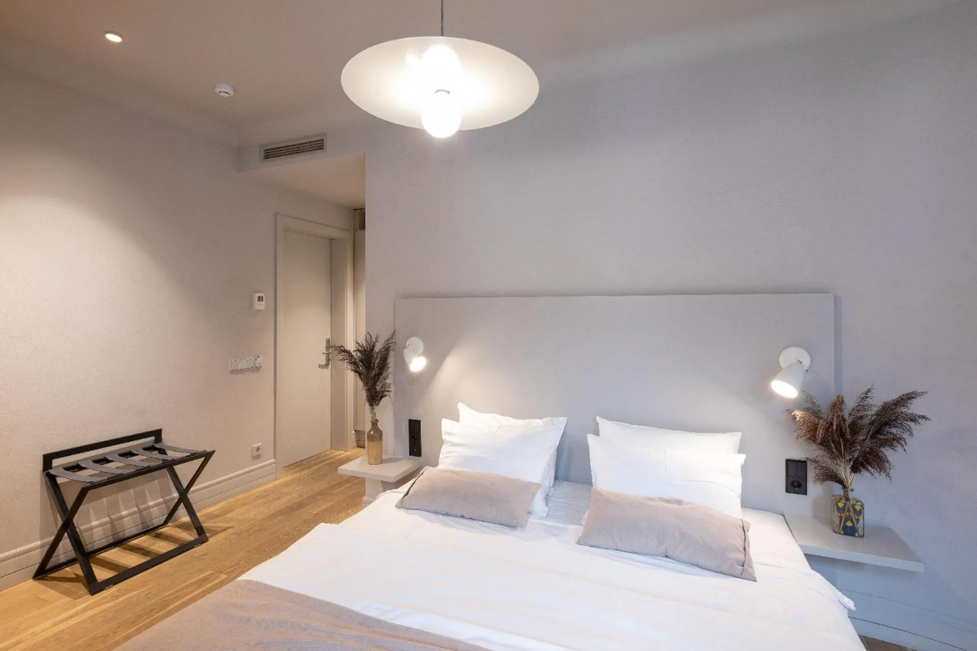 Bed in Redstone Apartments