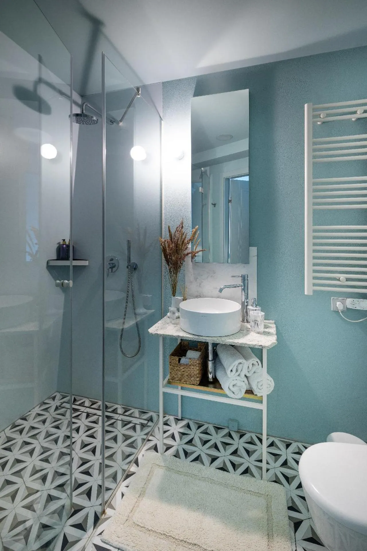 Shower in Redstone Apartments