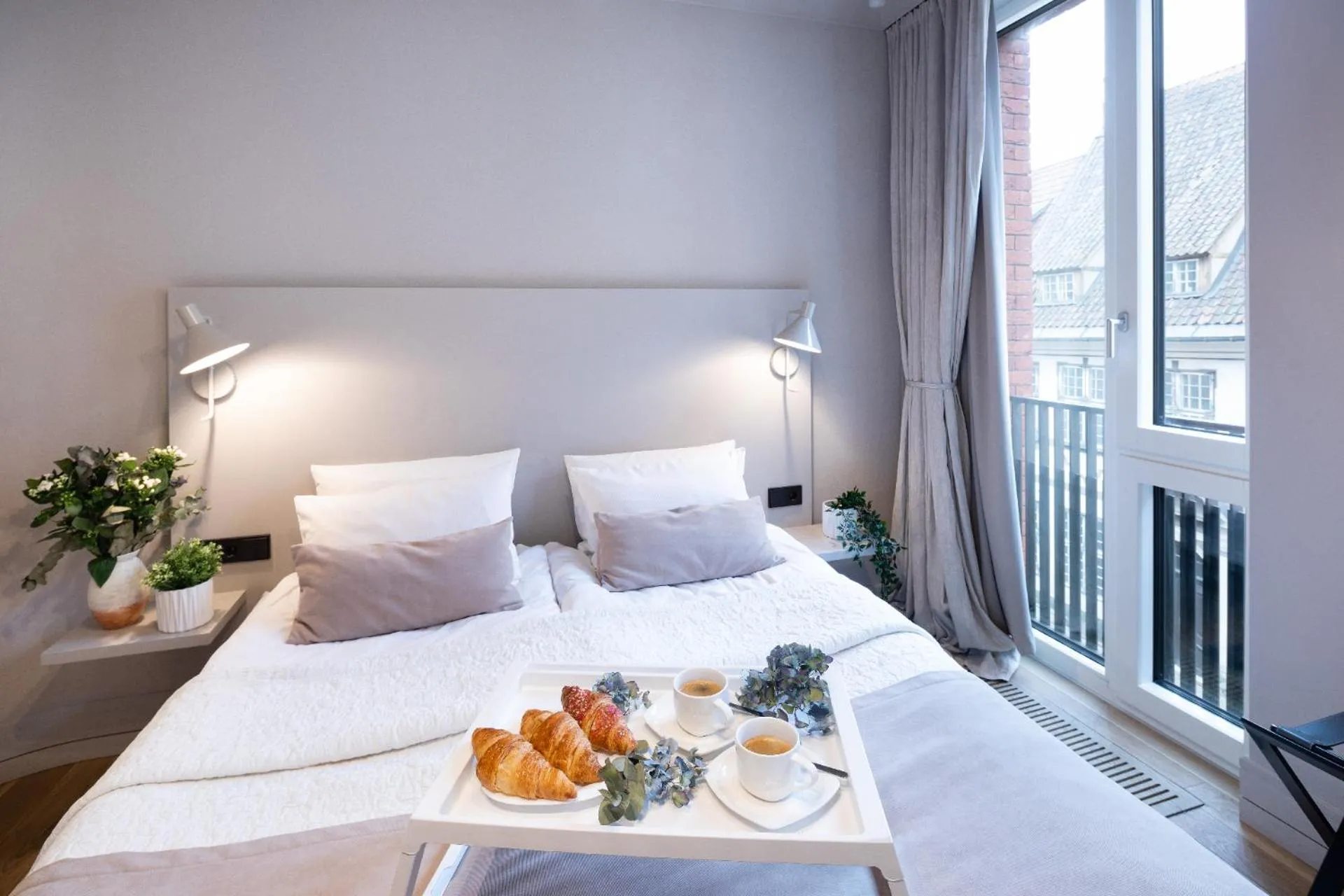 Bed in Redstone Apartments