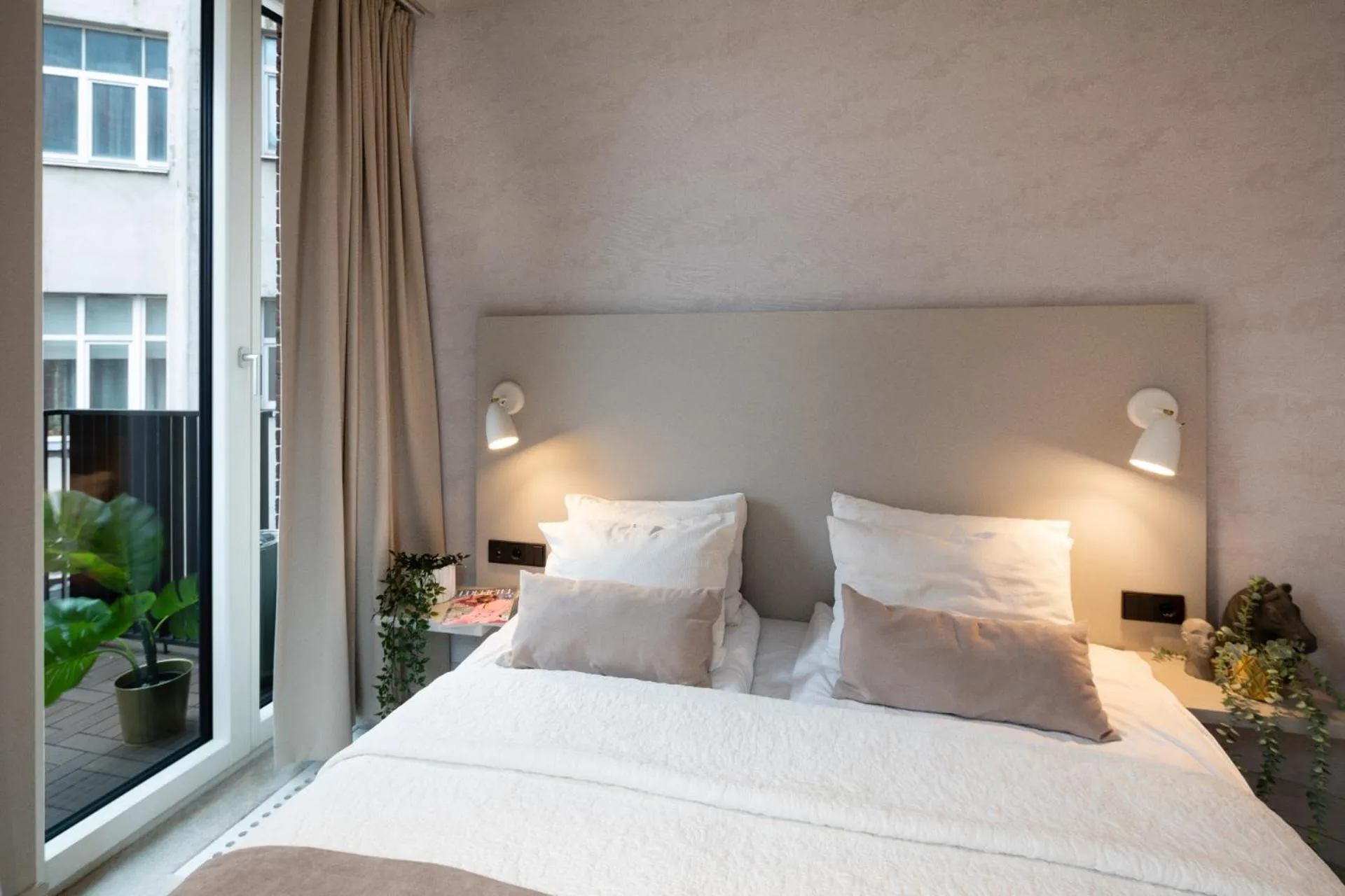 Bed in Redstone Apartments