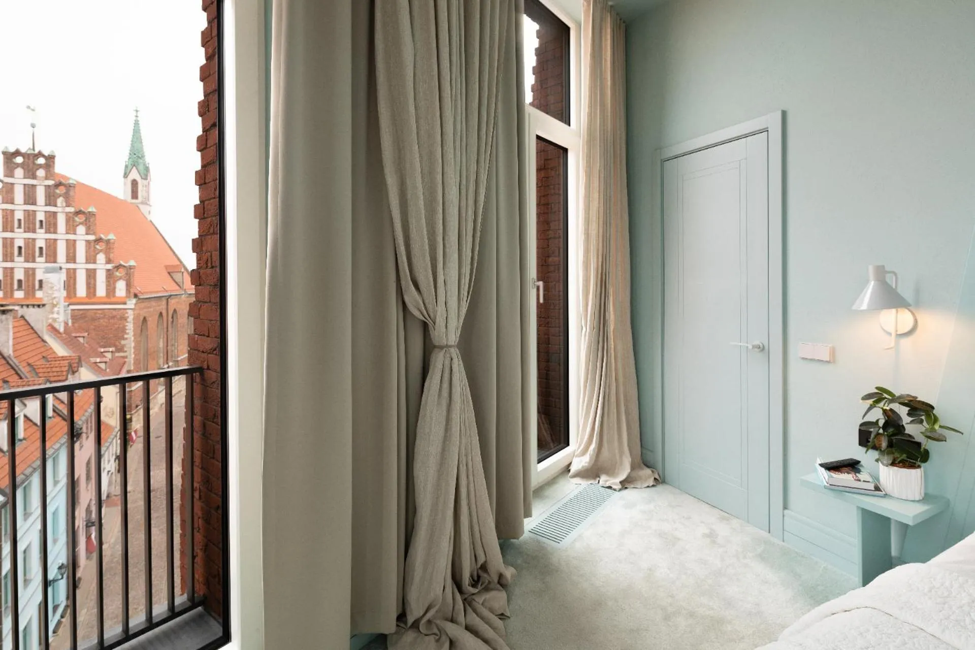 View (from property/room), Bed in Redstone Apartments