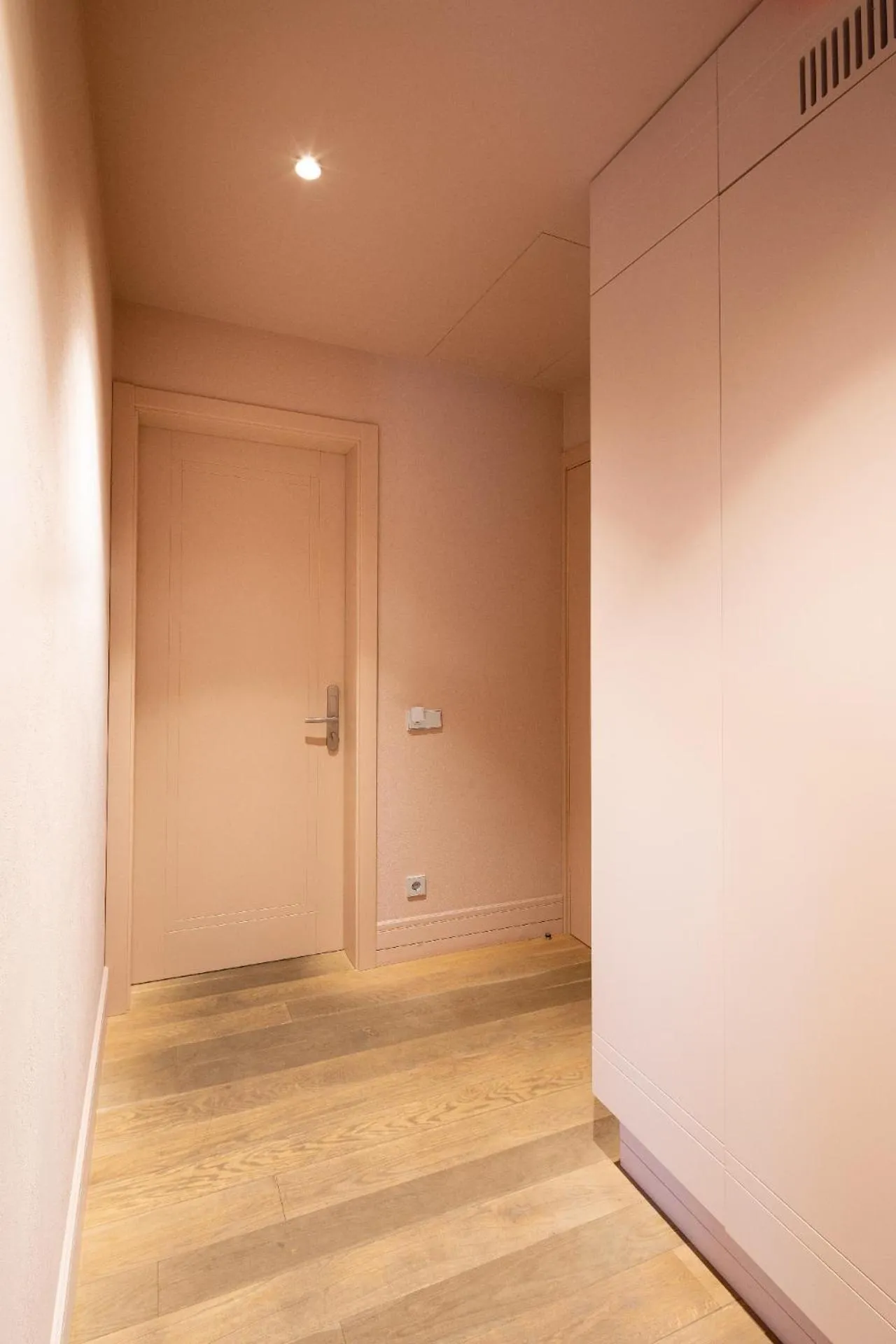 wardrobe in Redstone Apartments