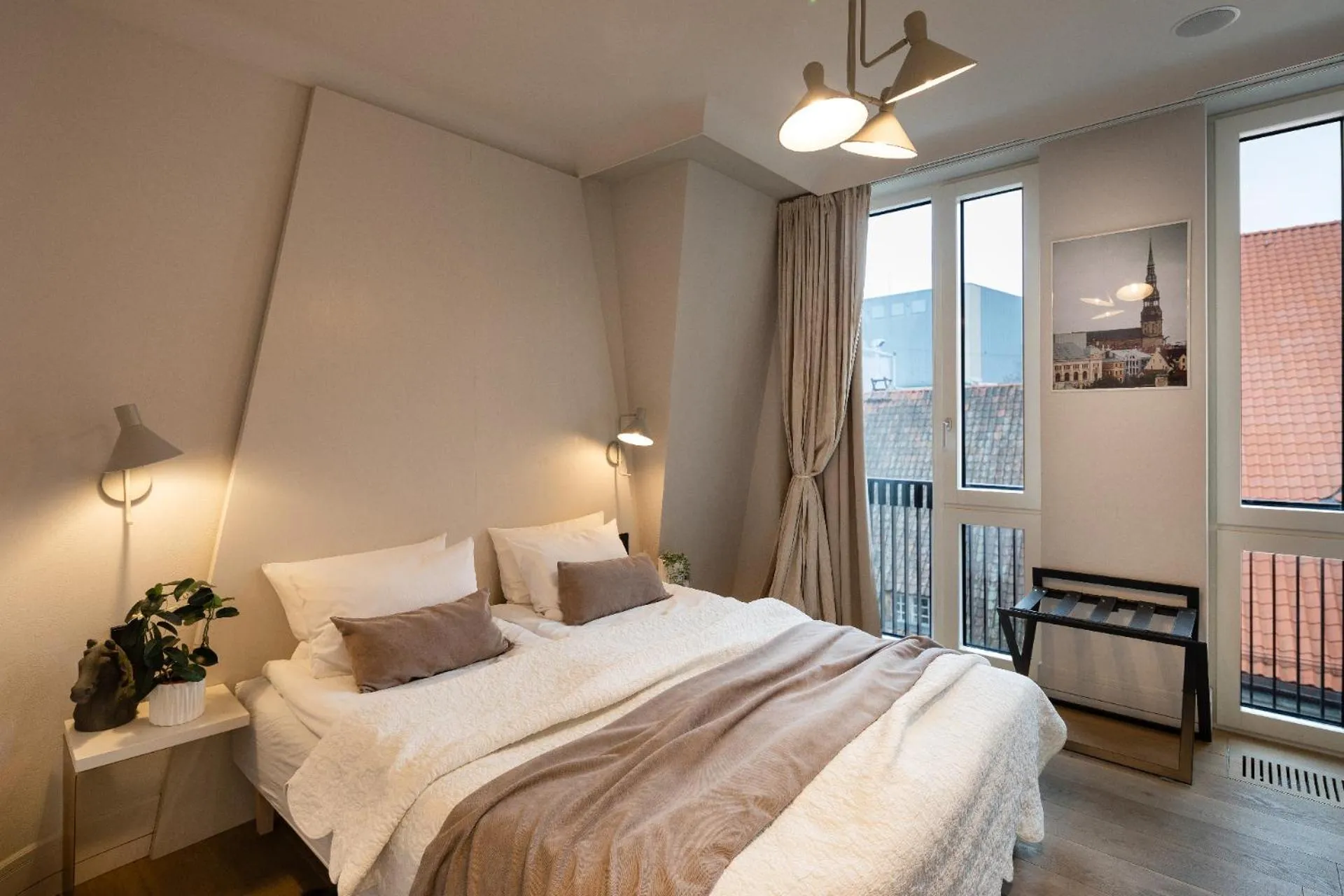 Bed in Redstone Apartments