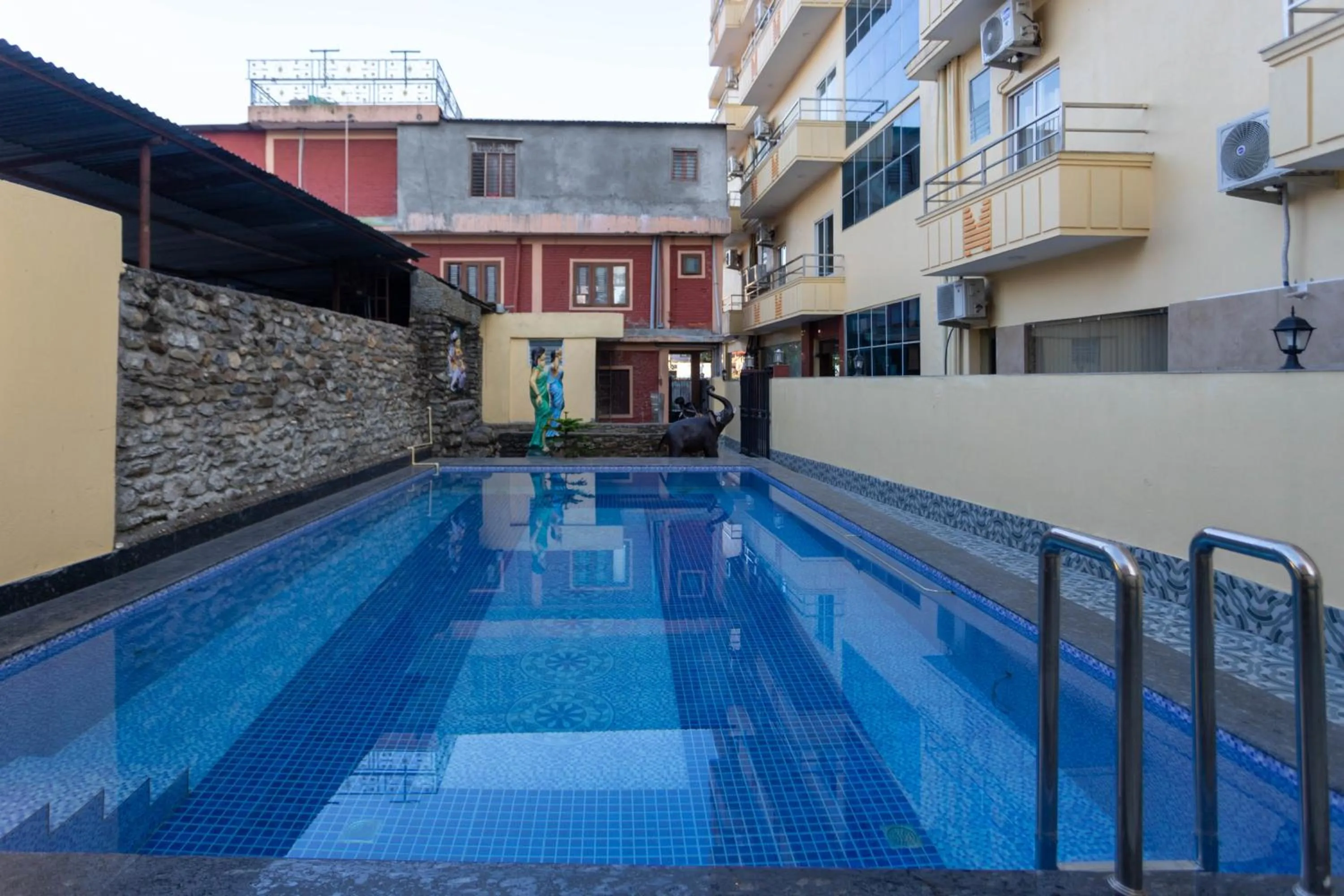 Swimming pool in Hotel Mahadev Inn Pokhara