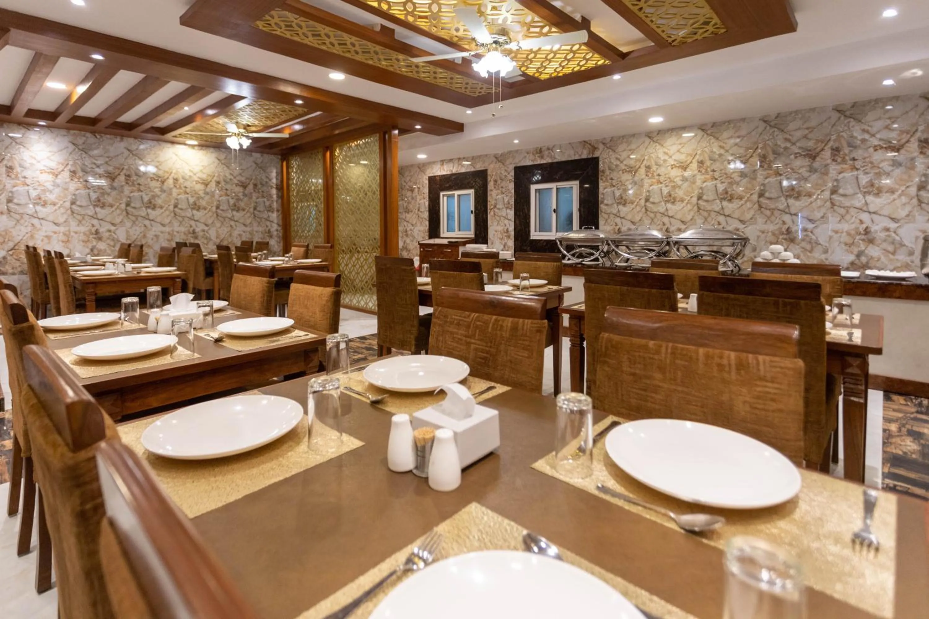 Restaurant/places to eat in Hotel Mahadev Inn Pokhara