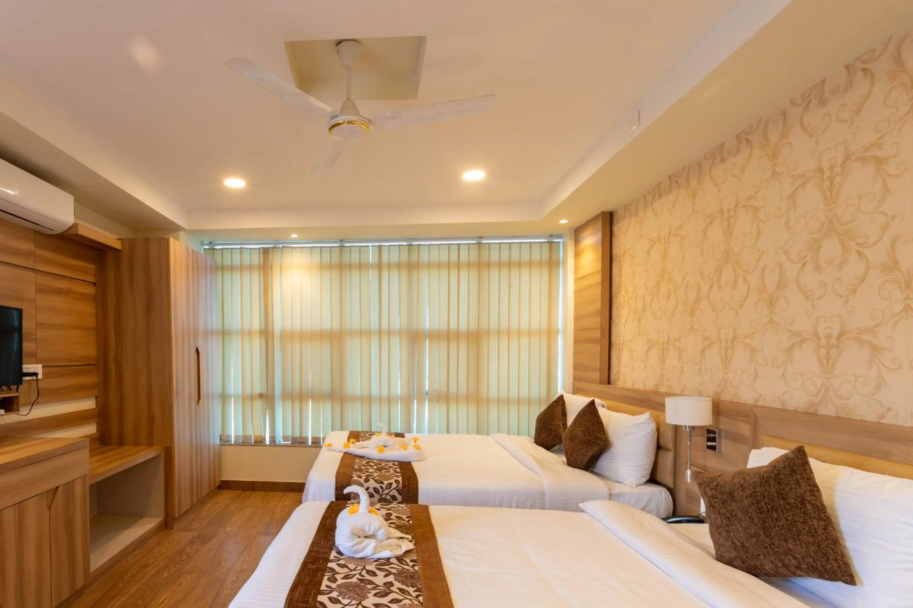 Bedroom, Bed in Hotel Mahadev Inn Pokhara