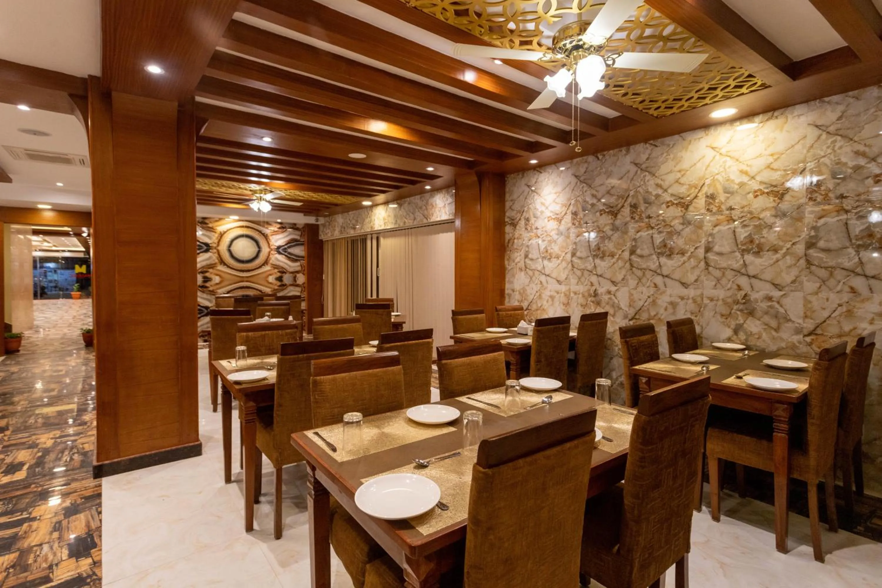 Restaurant/places to eat in Hotel Mahadev Inn Pokhara