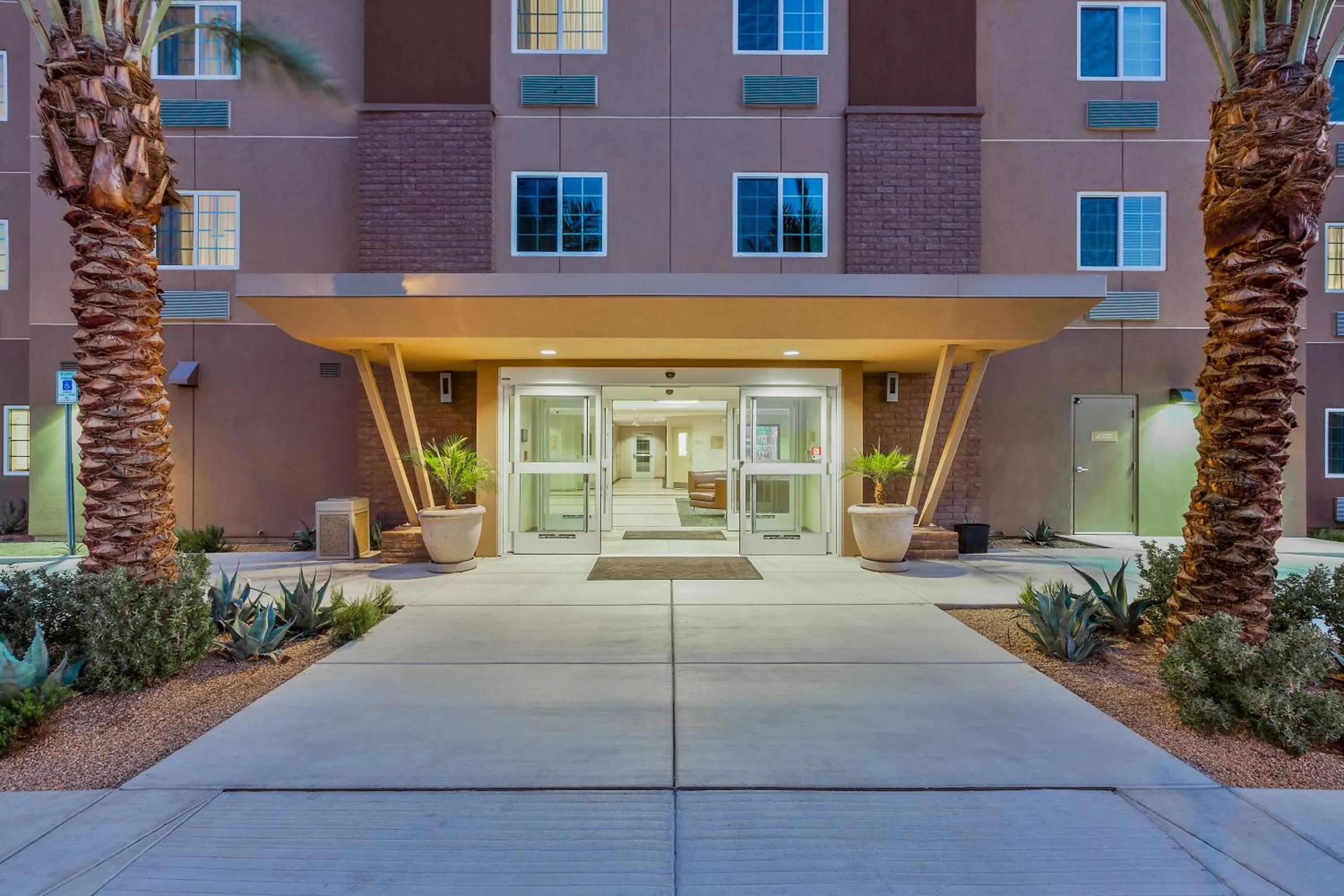 Property building in Candlewood Suites Tucson by IHG