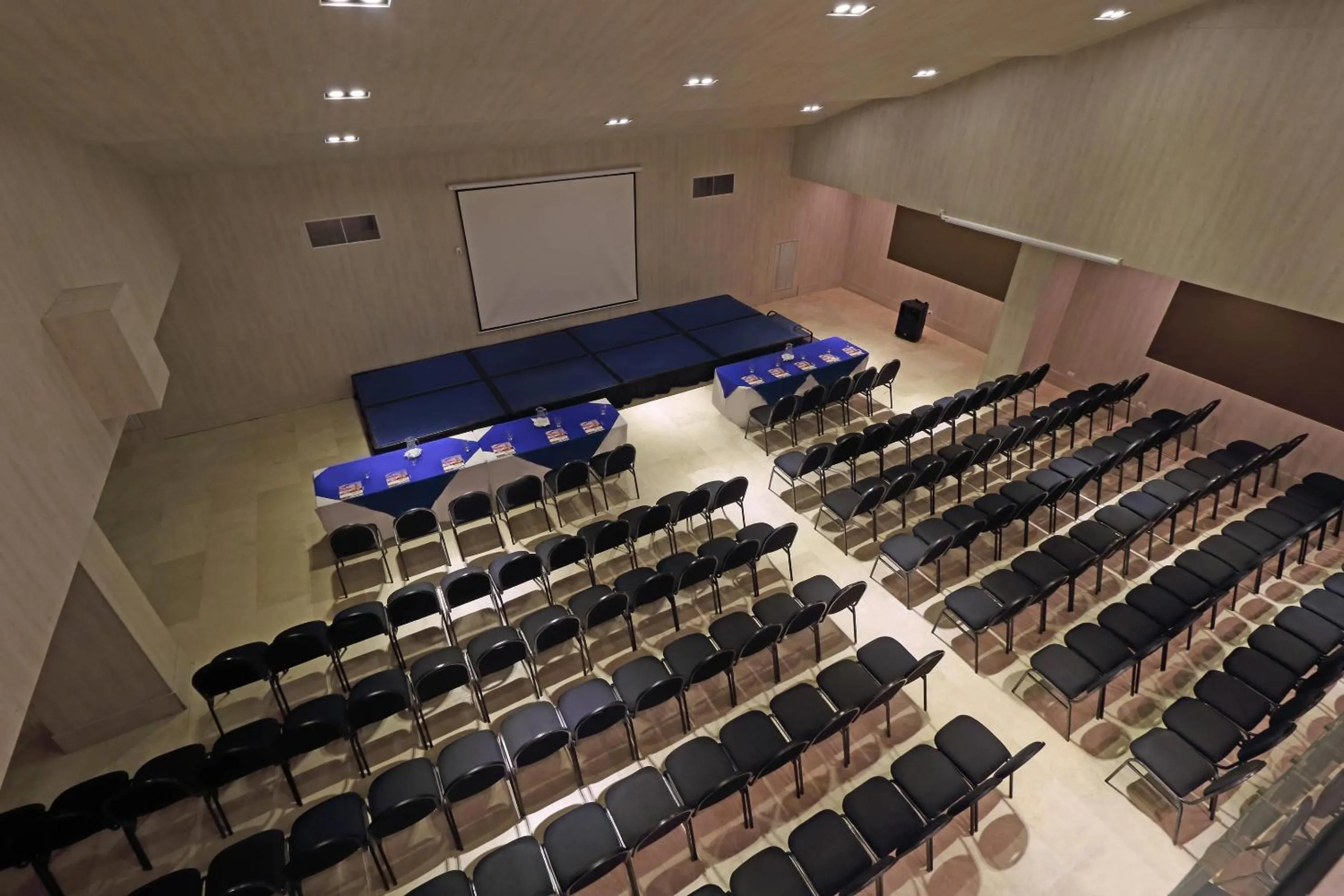 Meeting/conference room in Radisson Diamond Barranquilla