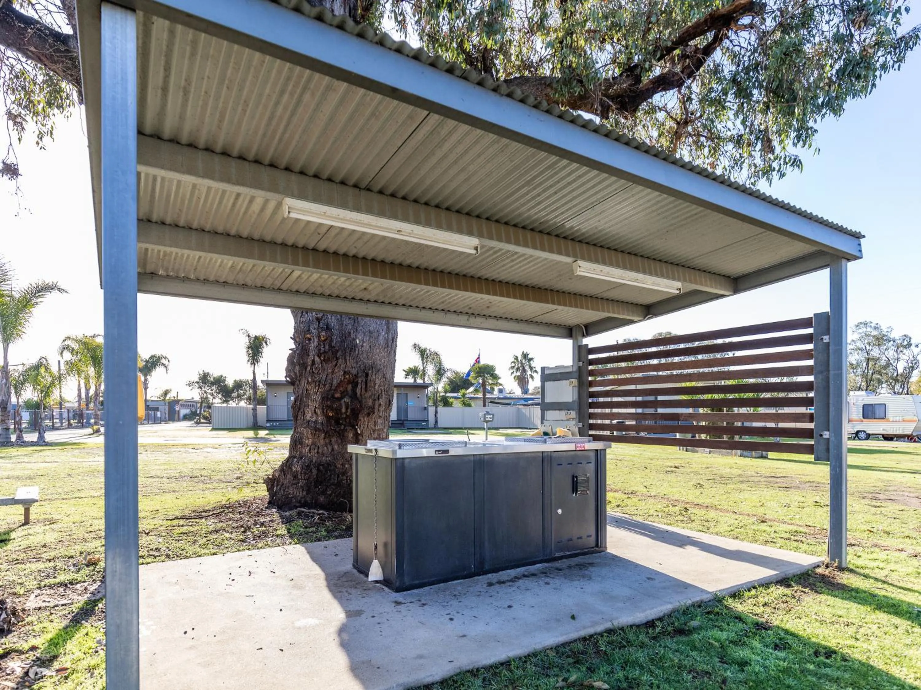 BBQ facilities in NRMA Yarrawonga Mulwala Holiday Park