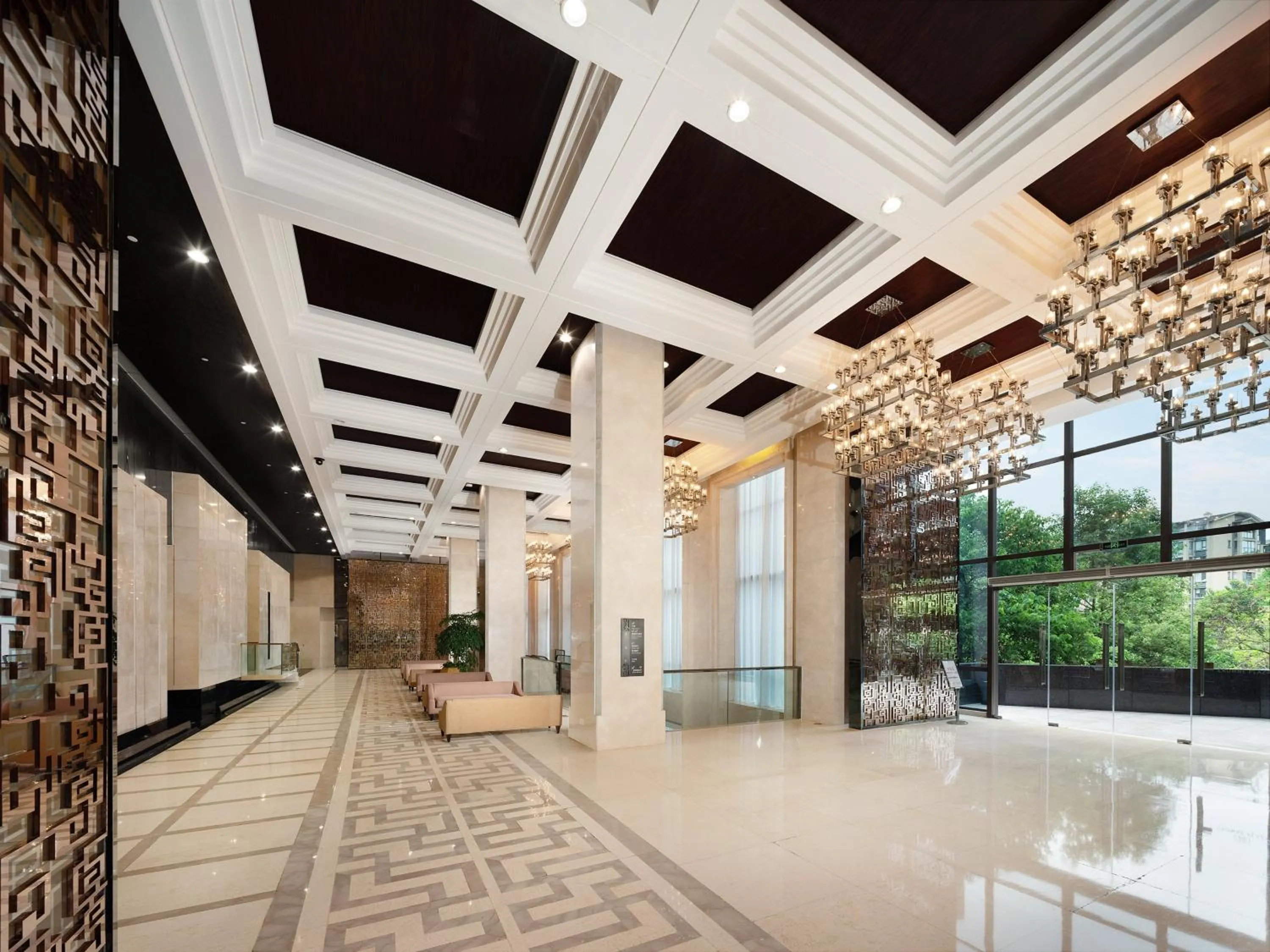 Meeting/conference room in Crowne Plaza Chengdu West by IHG