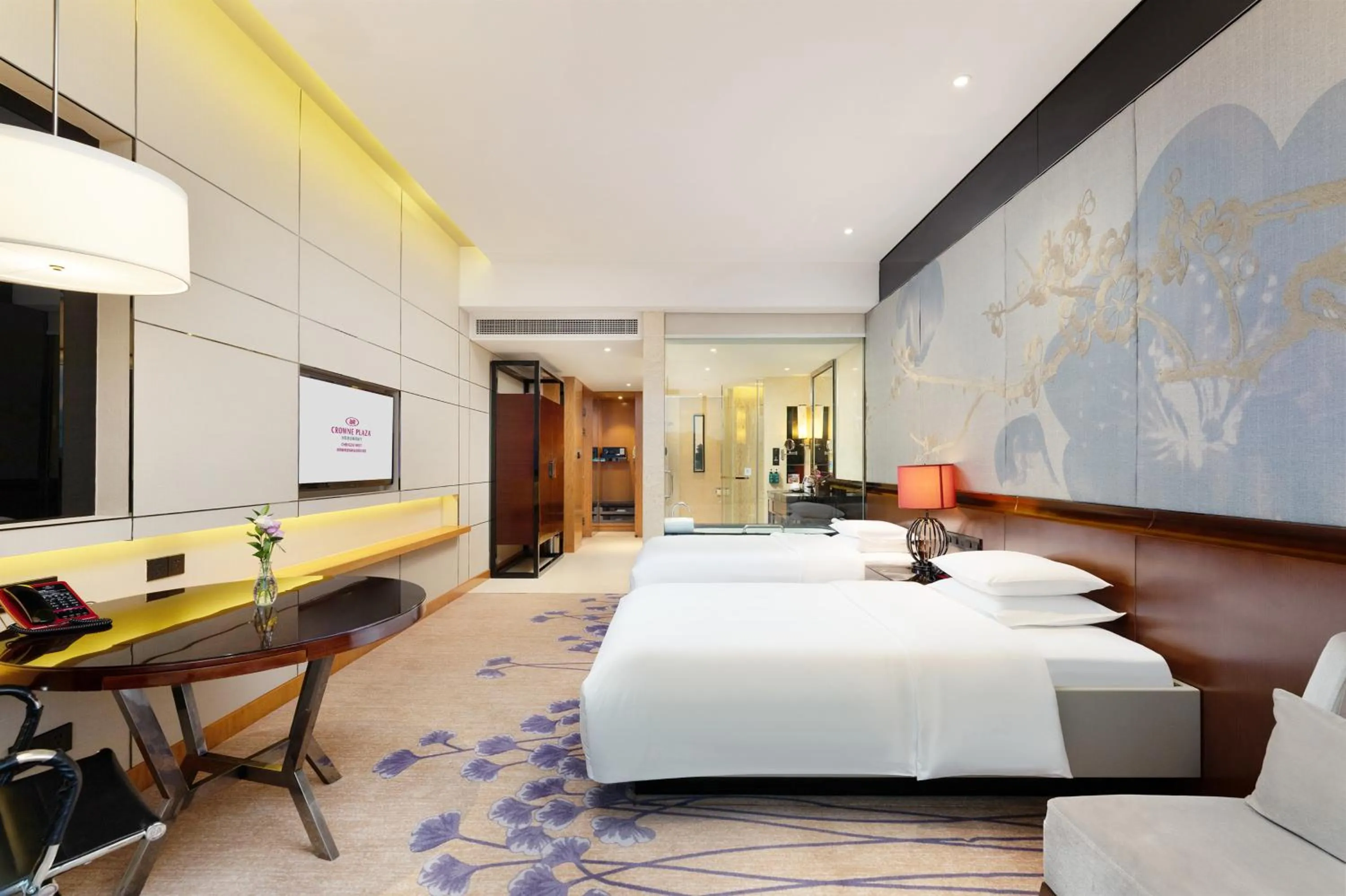 Bed in Crowne Plaza Chengdu West by IHG