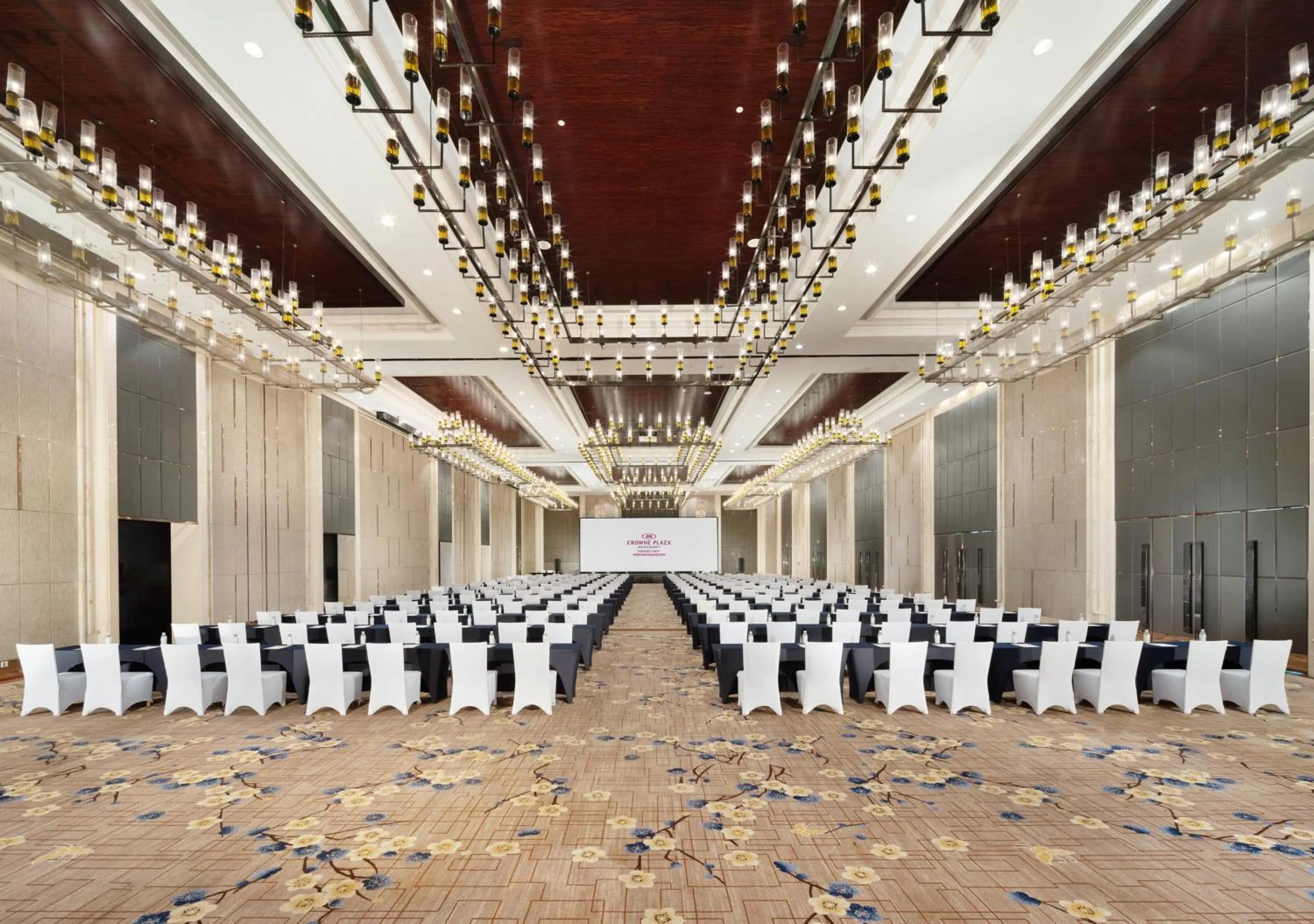 Banquet/Function facilities in Crowne Plaza Chengdu West by IHG