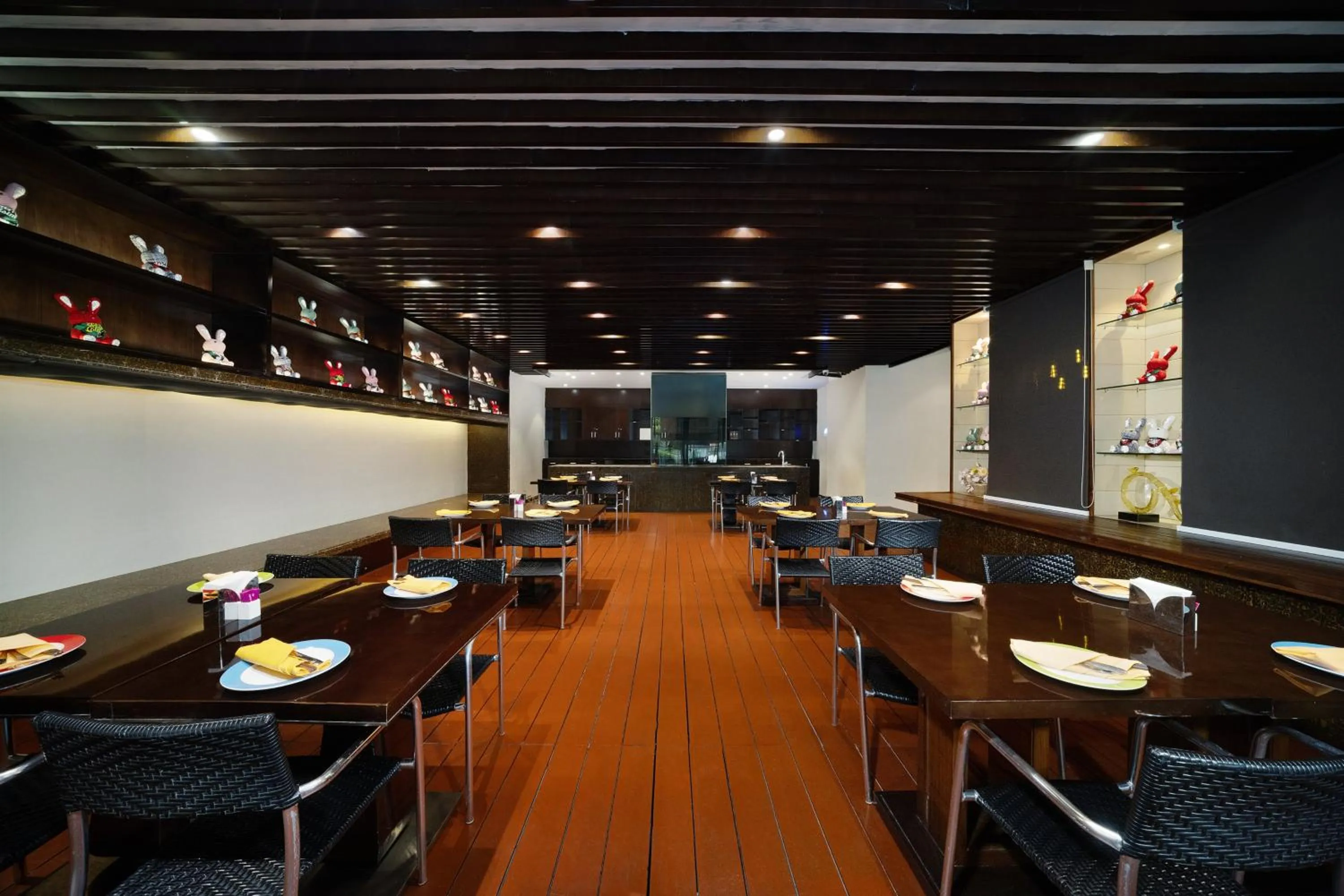 Restaurant/places to eat in Crowne Plaza Chengdu West by IHG