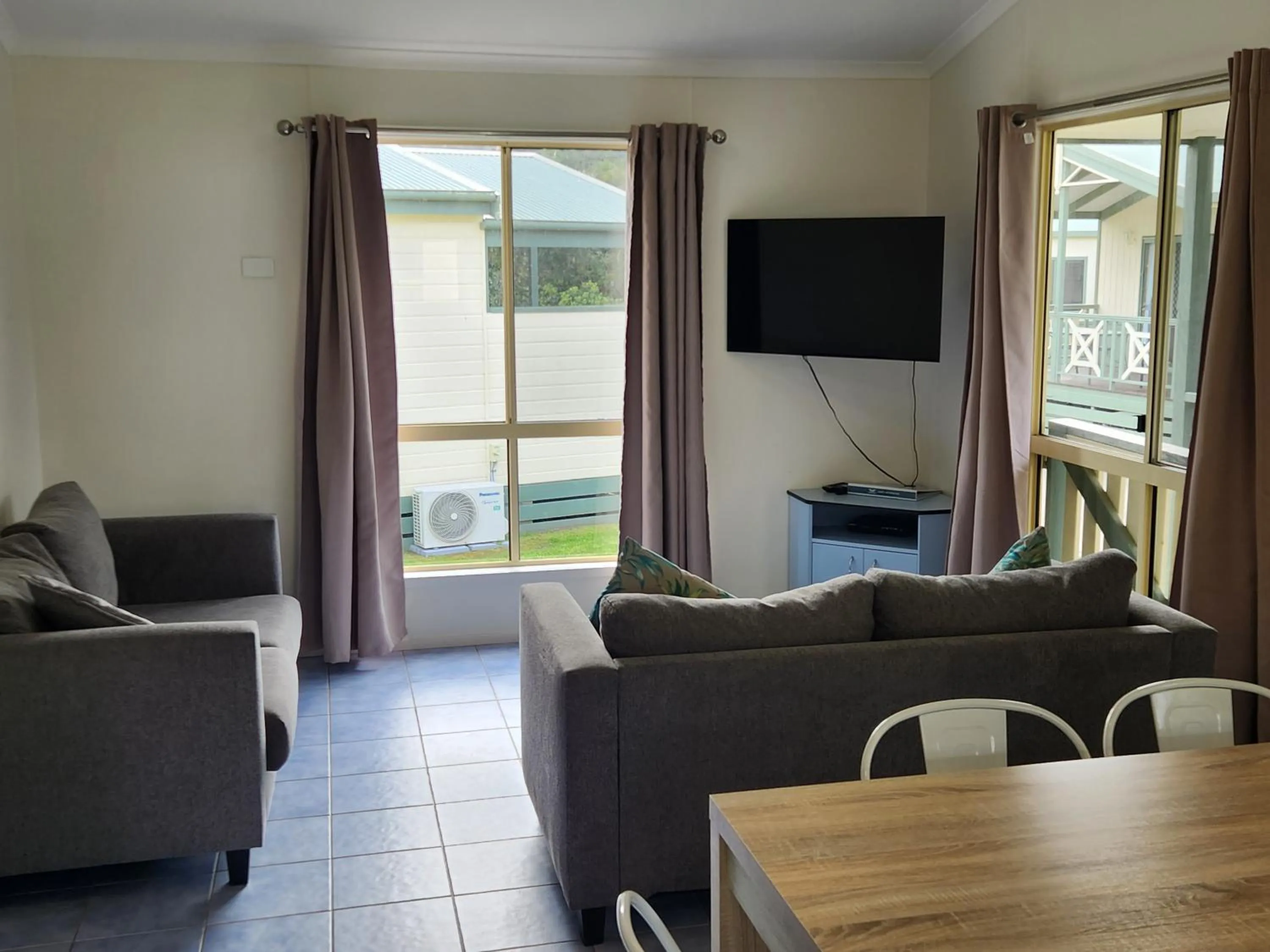 Living room in Eden Gateway Holiday Park