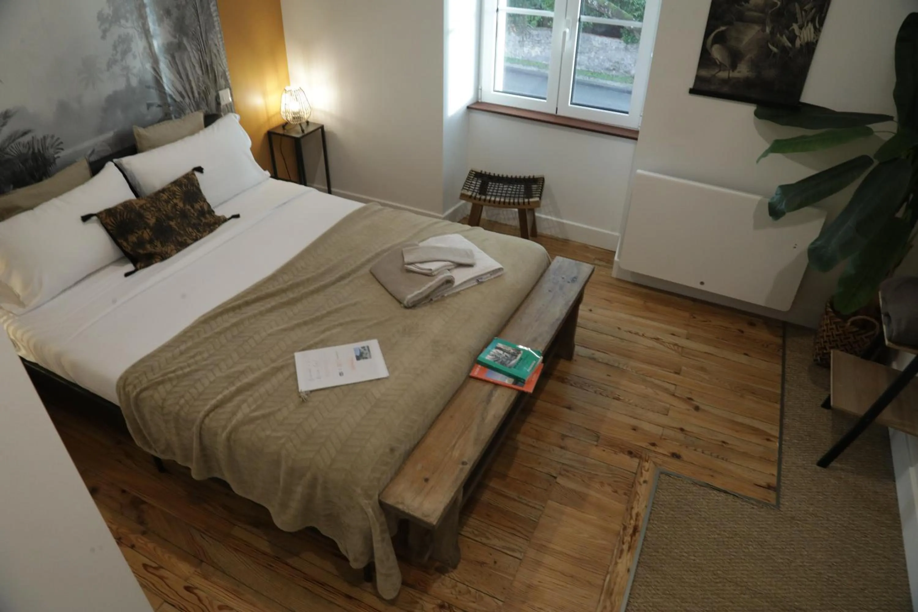 Photo of the whole room, Bed in Maison Farol