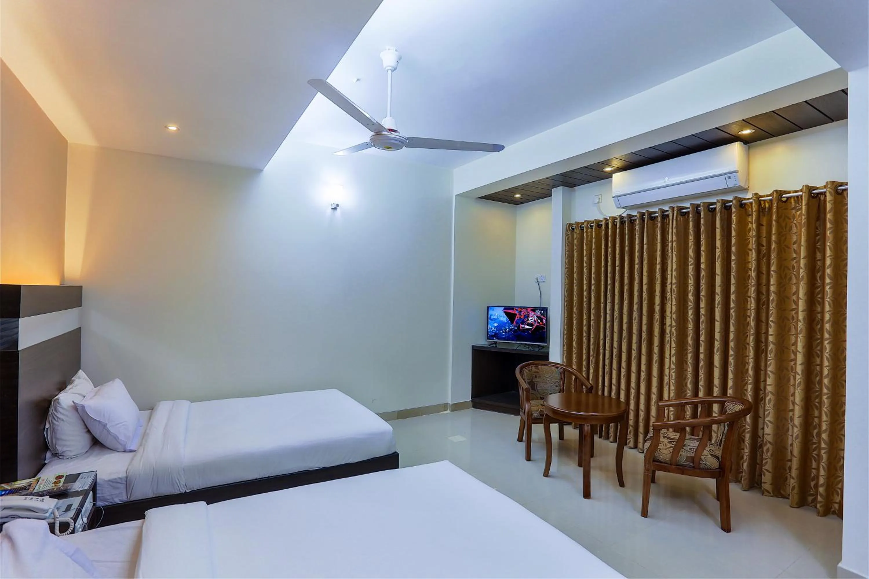 Bed in Hotel Holy Gate