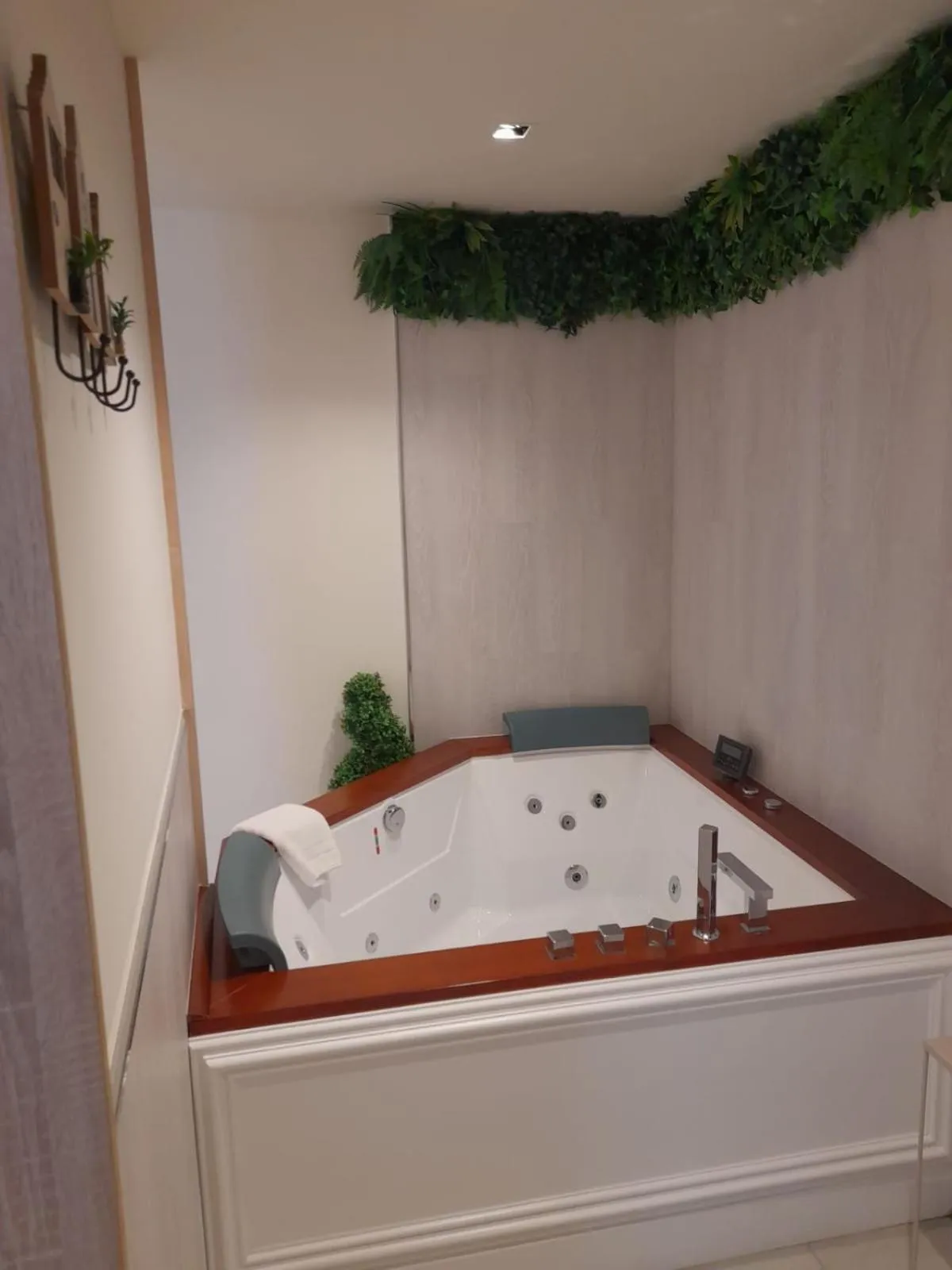 Hot Tub in La Puerta de Nerja BOUTIQUE - Adults Recommended