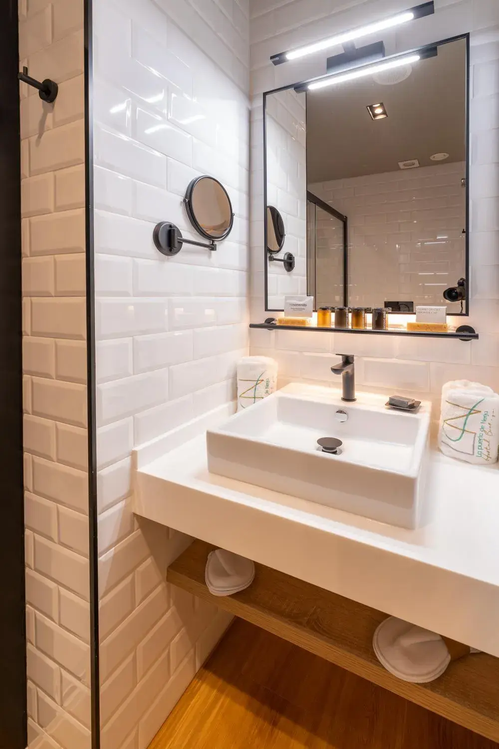 Deluxe Twin Room in La Puerta de Nerja BOUTIQUE - Adults Recommended Deluxe Twin Room in La Puerta de Nerja BOUTIQUE - Adults Recommended