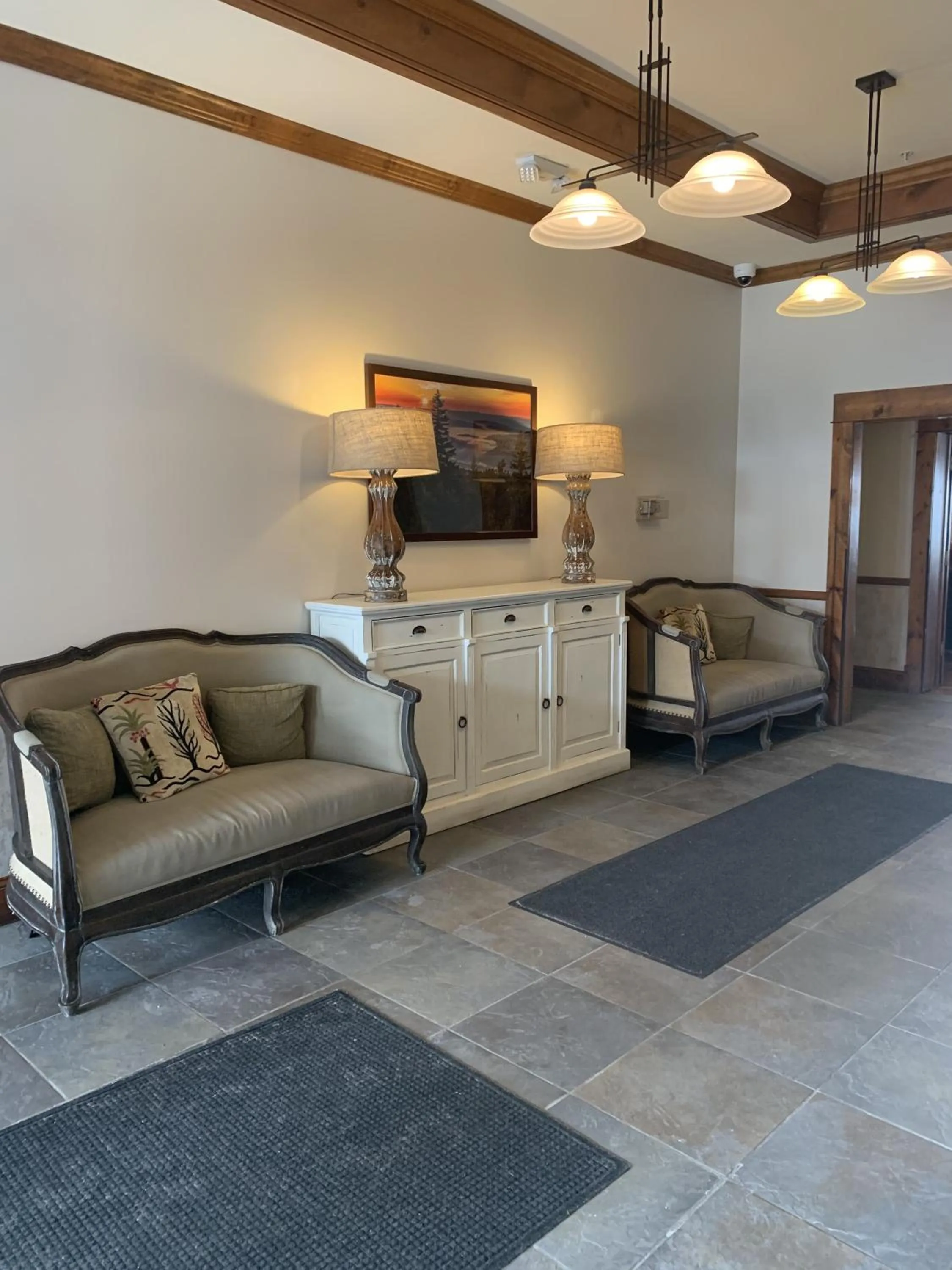 Highland House 207 Slopeside, Village Area, Ski in out