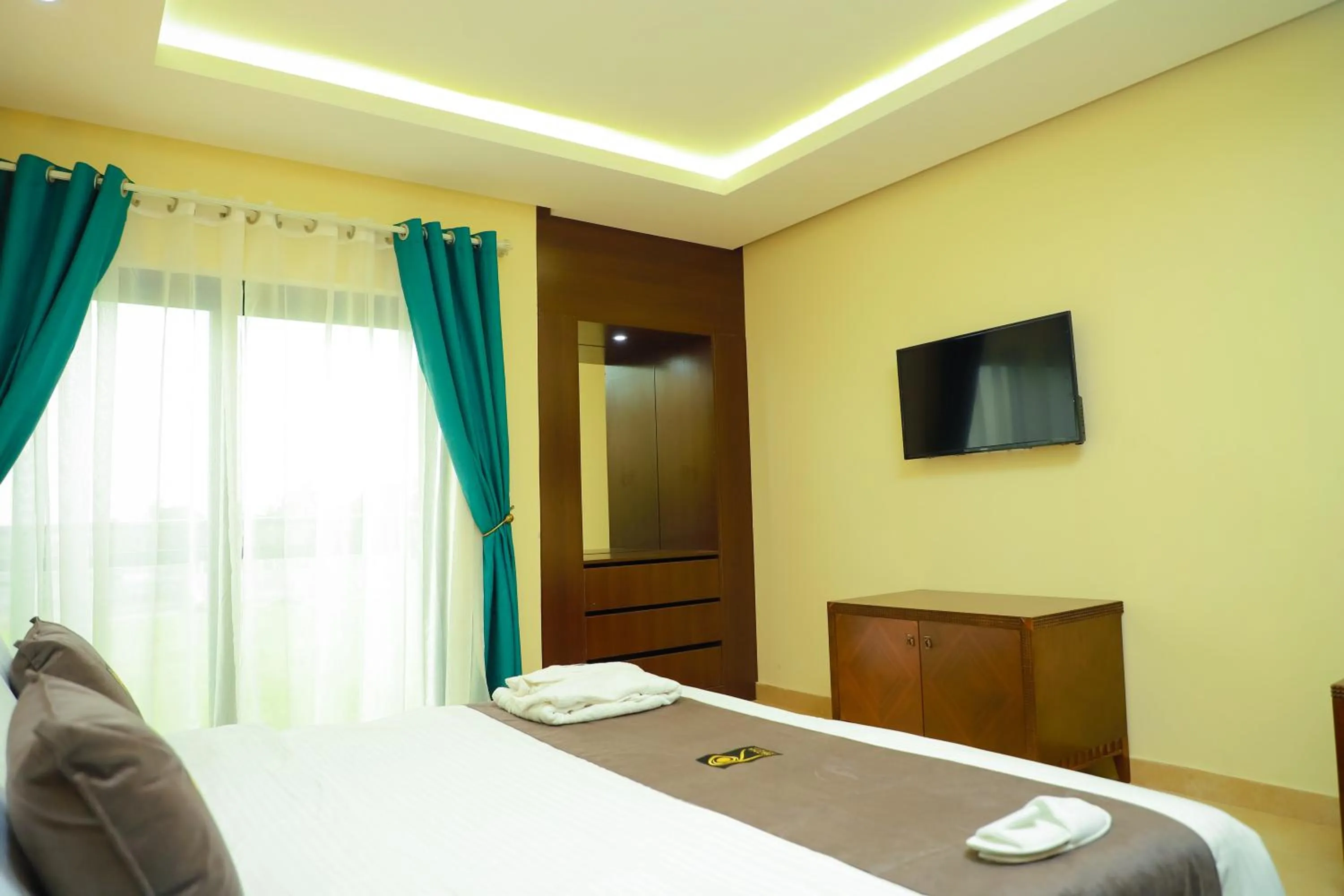 Bed in Hôtel Regina The Pearl