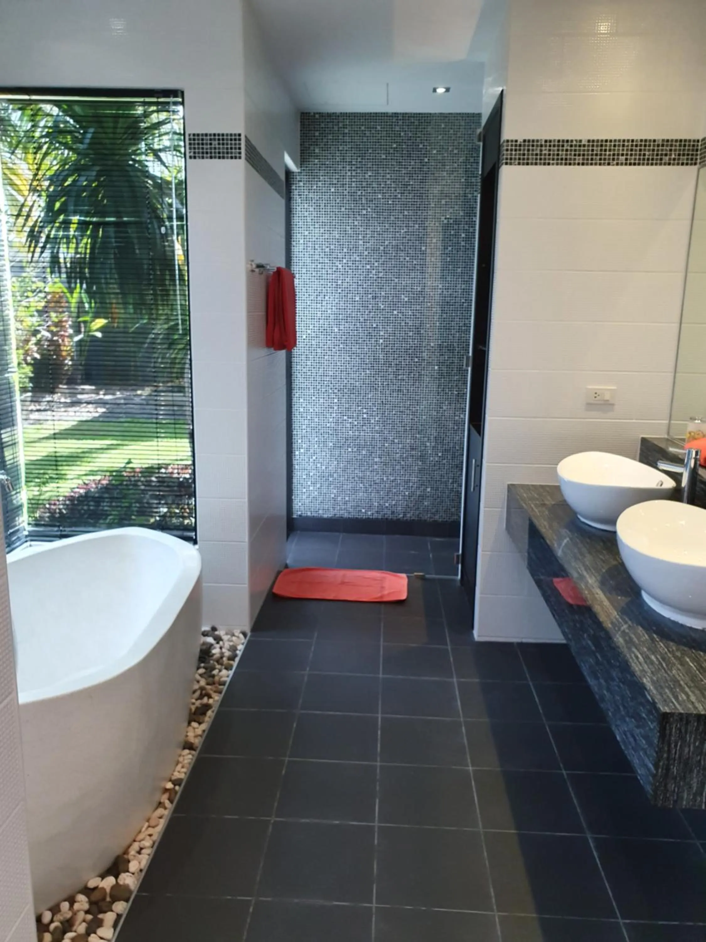 Bathroom in Eden Villa Phuket