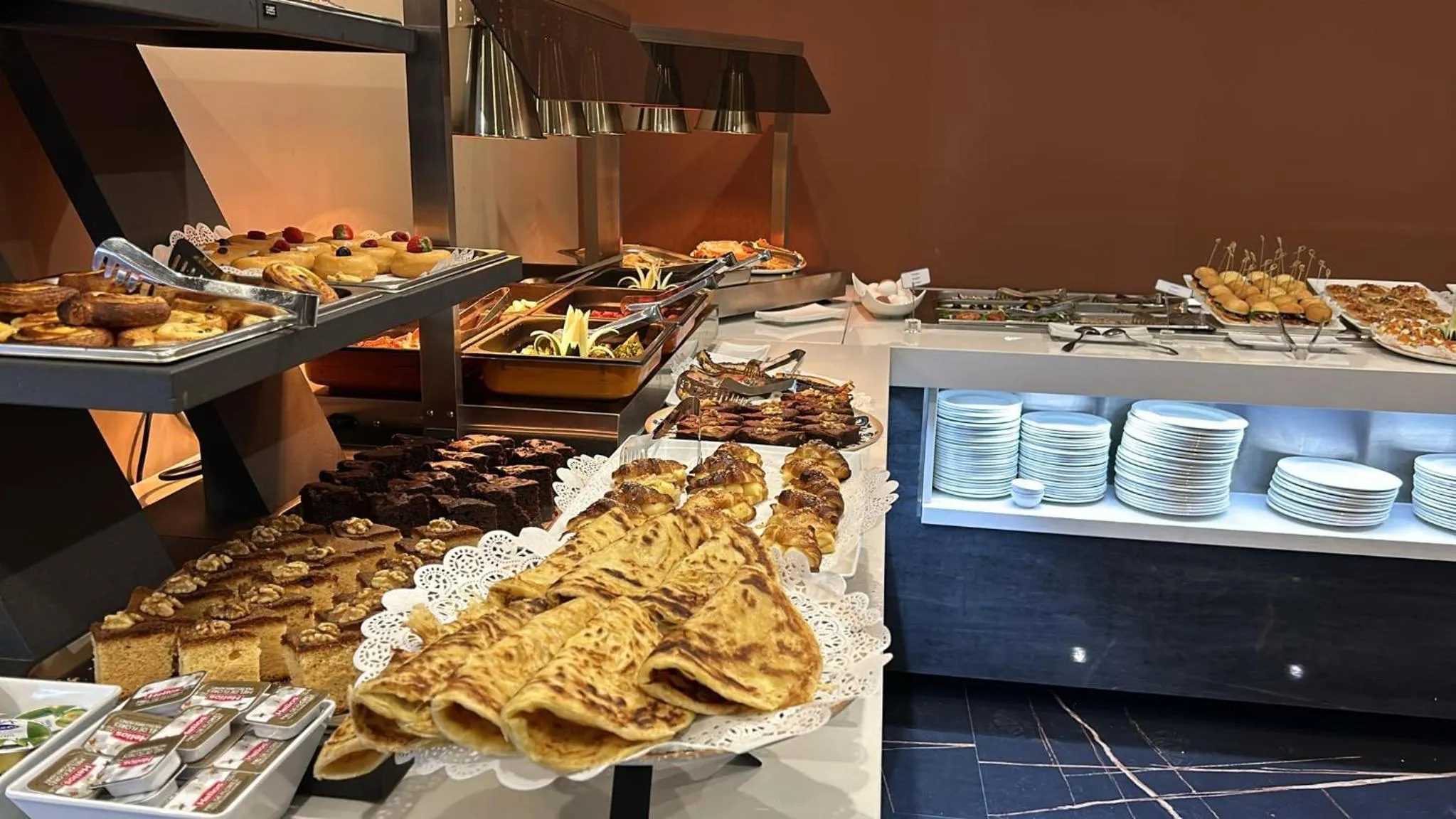 Buffet breakfast in Hotel BH San Francisco Alicante