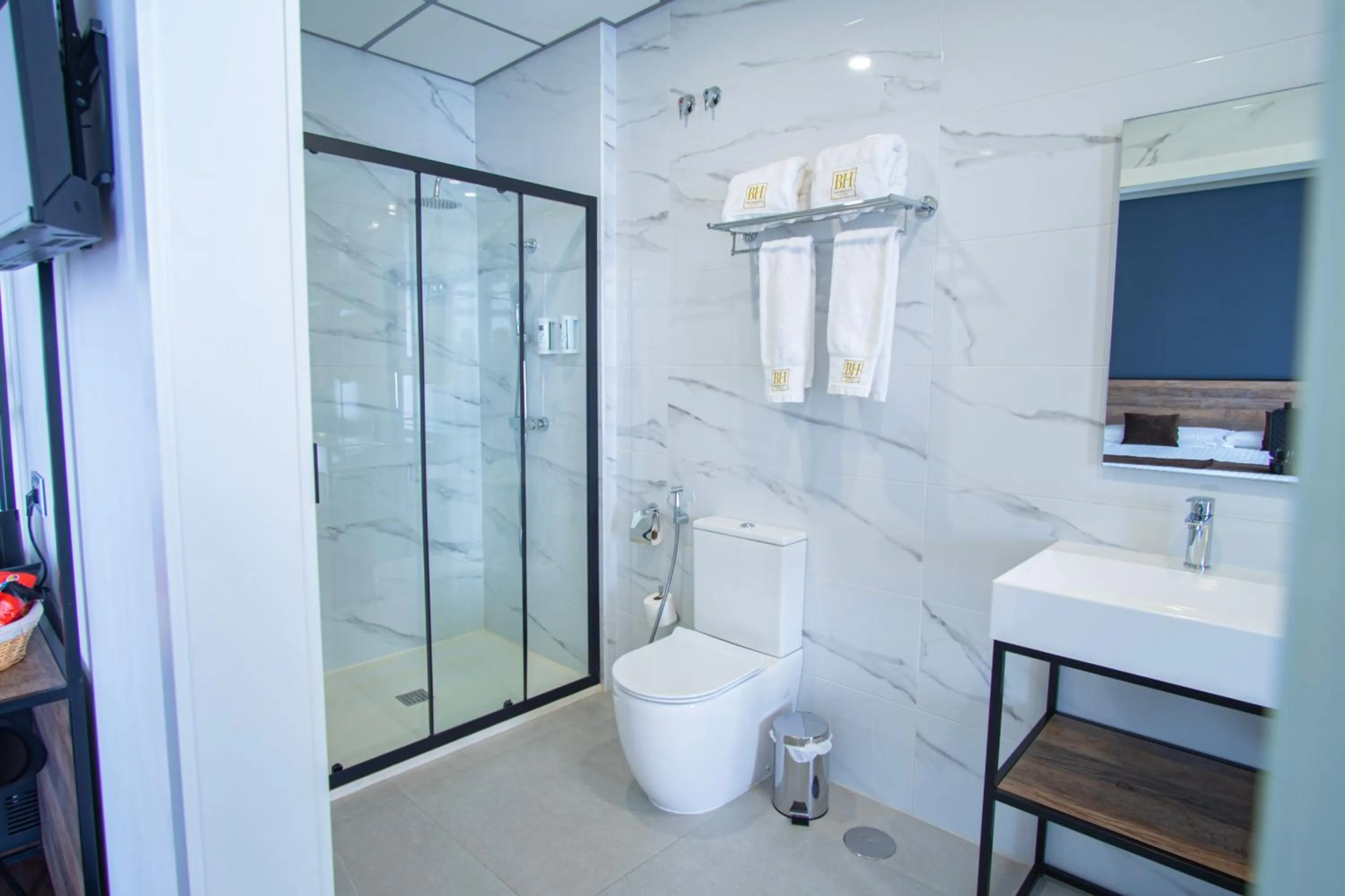 Toilet in Hotel BH San Francisco Alicante