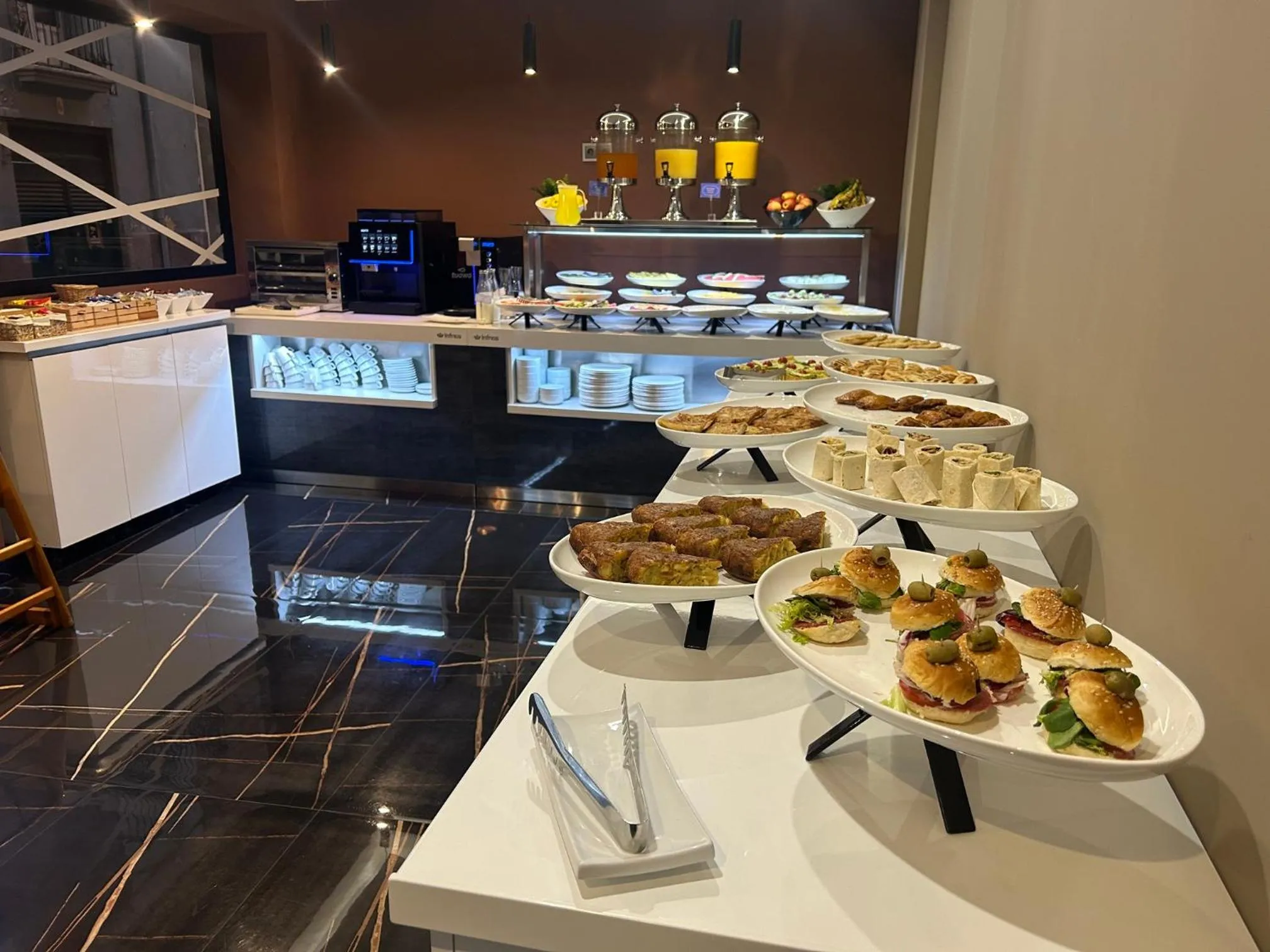 Buffet breakfast in Hotel BH San Francisco Alicante
