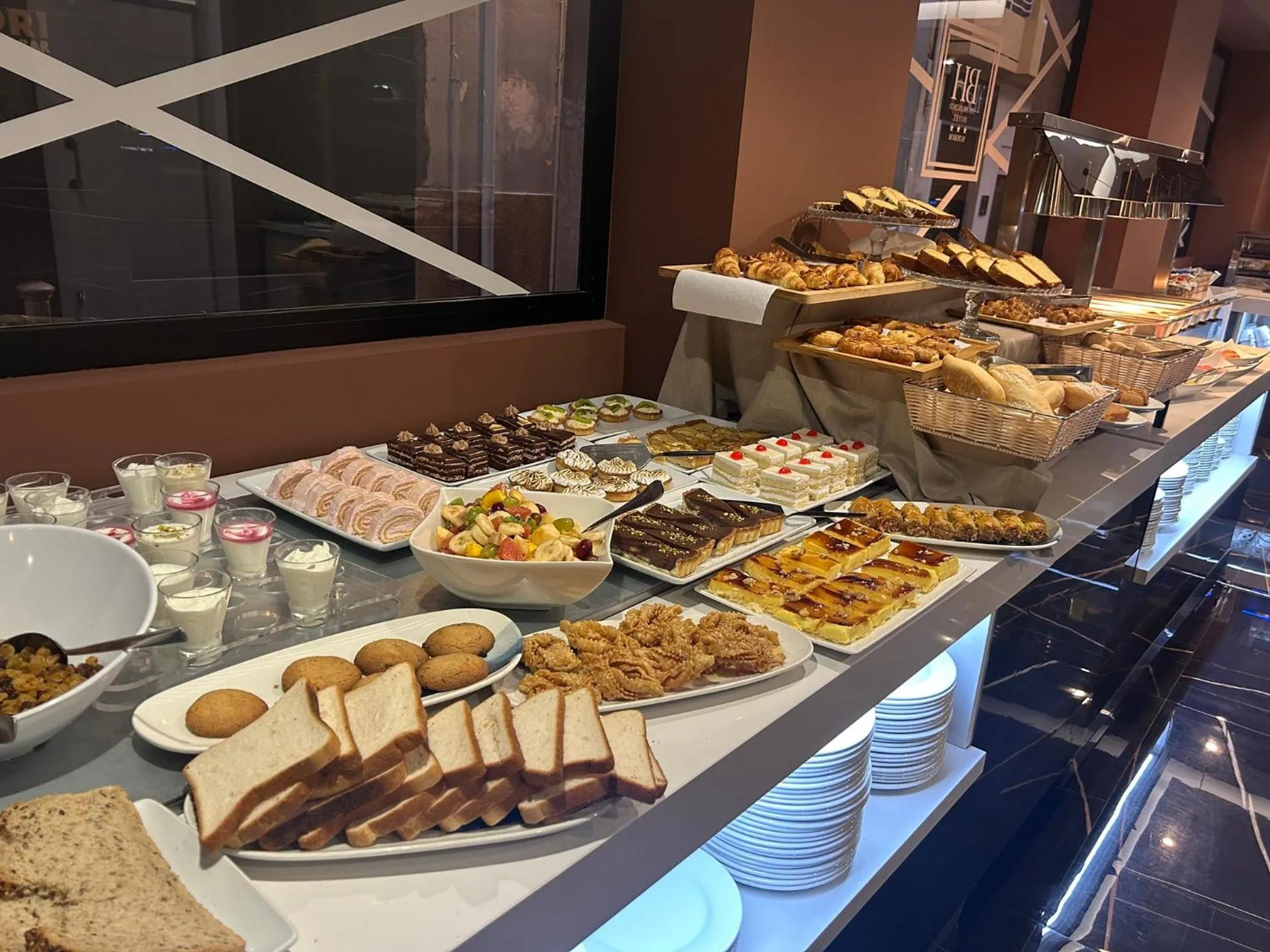 Buffet breakfast in Hotel BH San Francisco Alicante