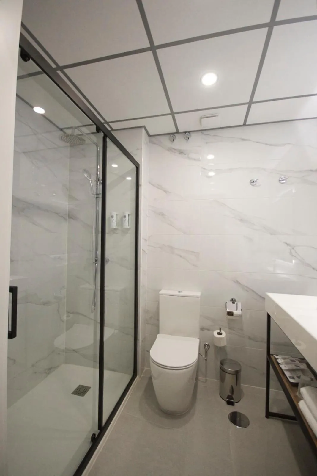 Bathroom in Hotel BH San Francisco Alicante