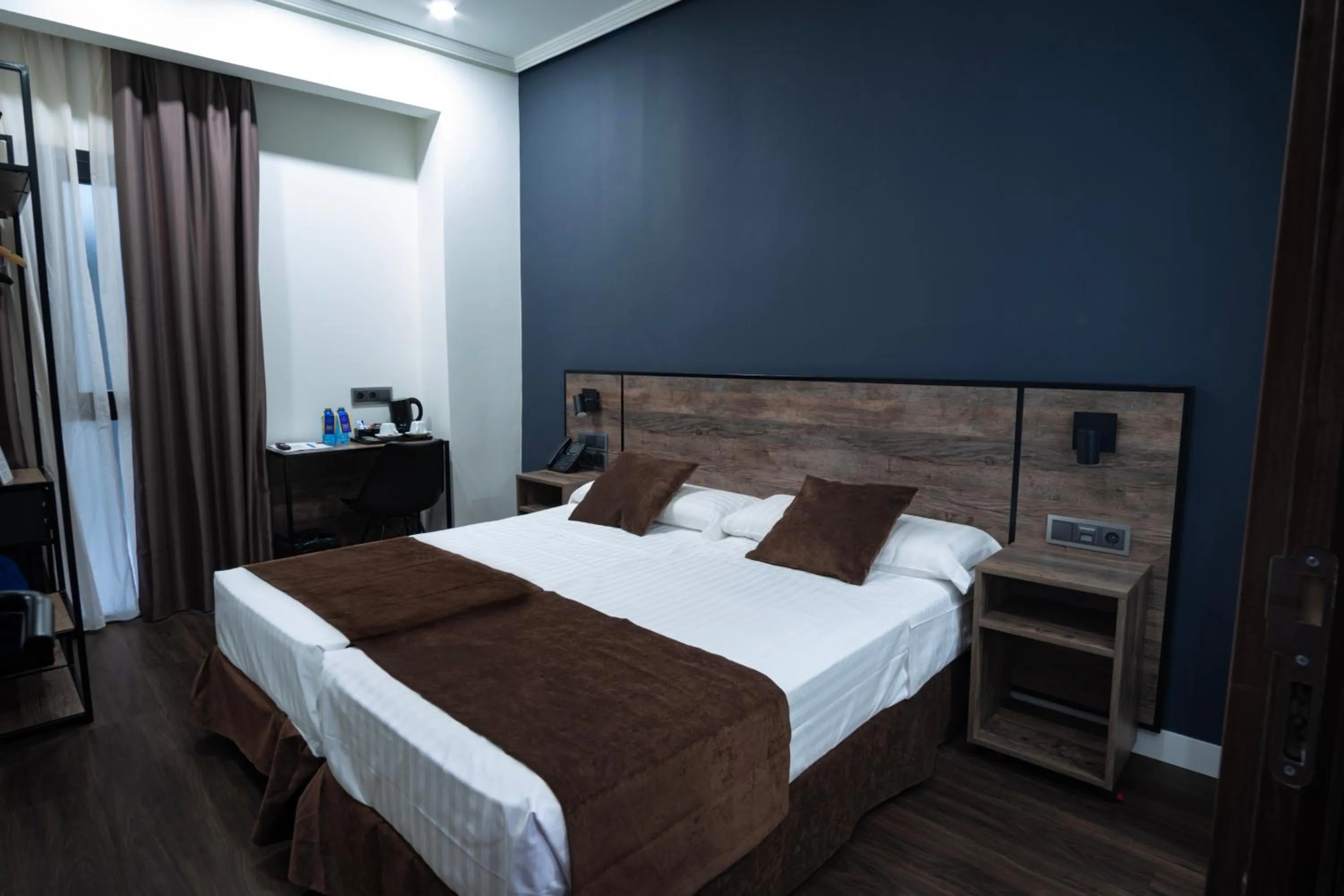 Photo of the whole room, Bed in Hotel BH San Francisco Alicante