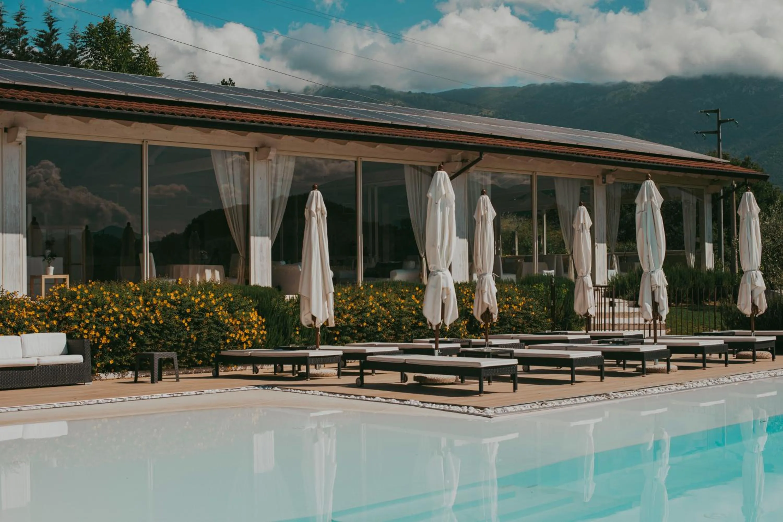 Natural landscape in RELAIS COLLE BUONO