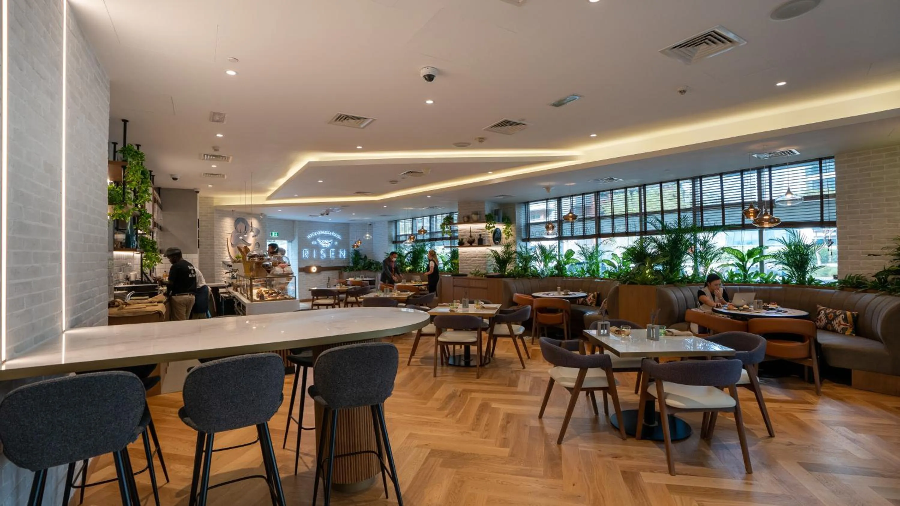 Restaurant/places to eat in Grand Heights Dubai Hotel Apartments