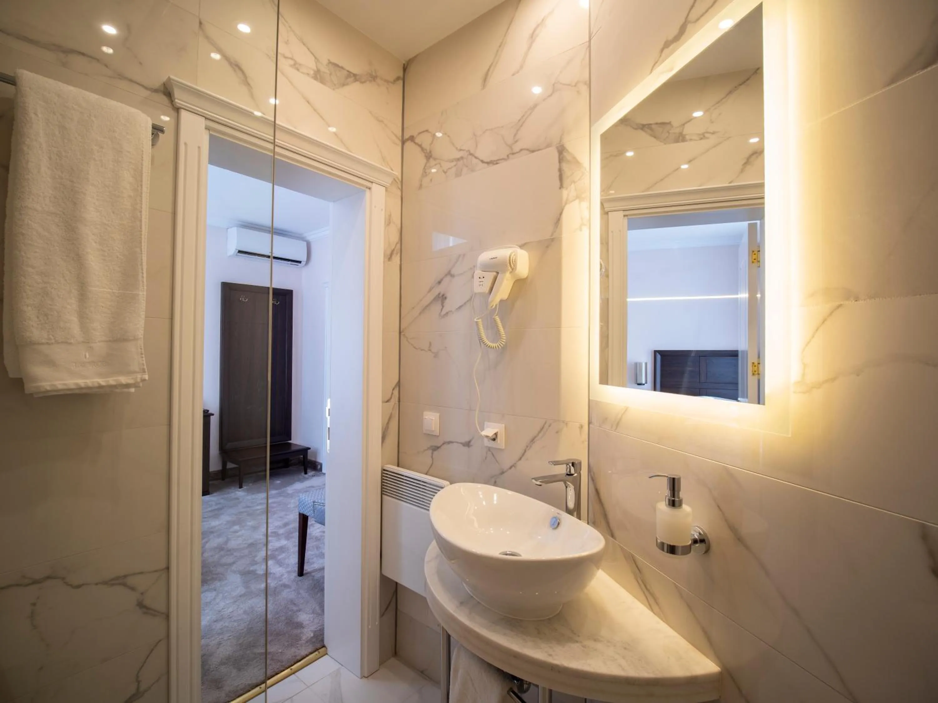 Bathroom in The Moon Boutique Hotel