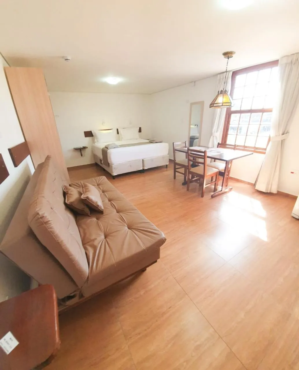 Photo of the whole room, Bed in Hotel Chalet Monet - Granja Vianna