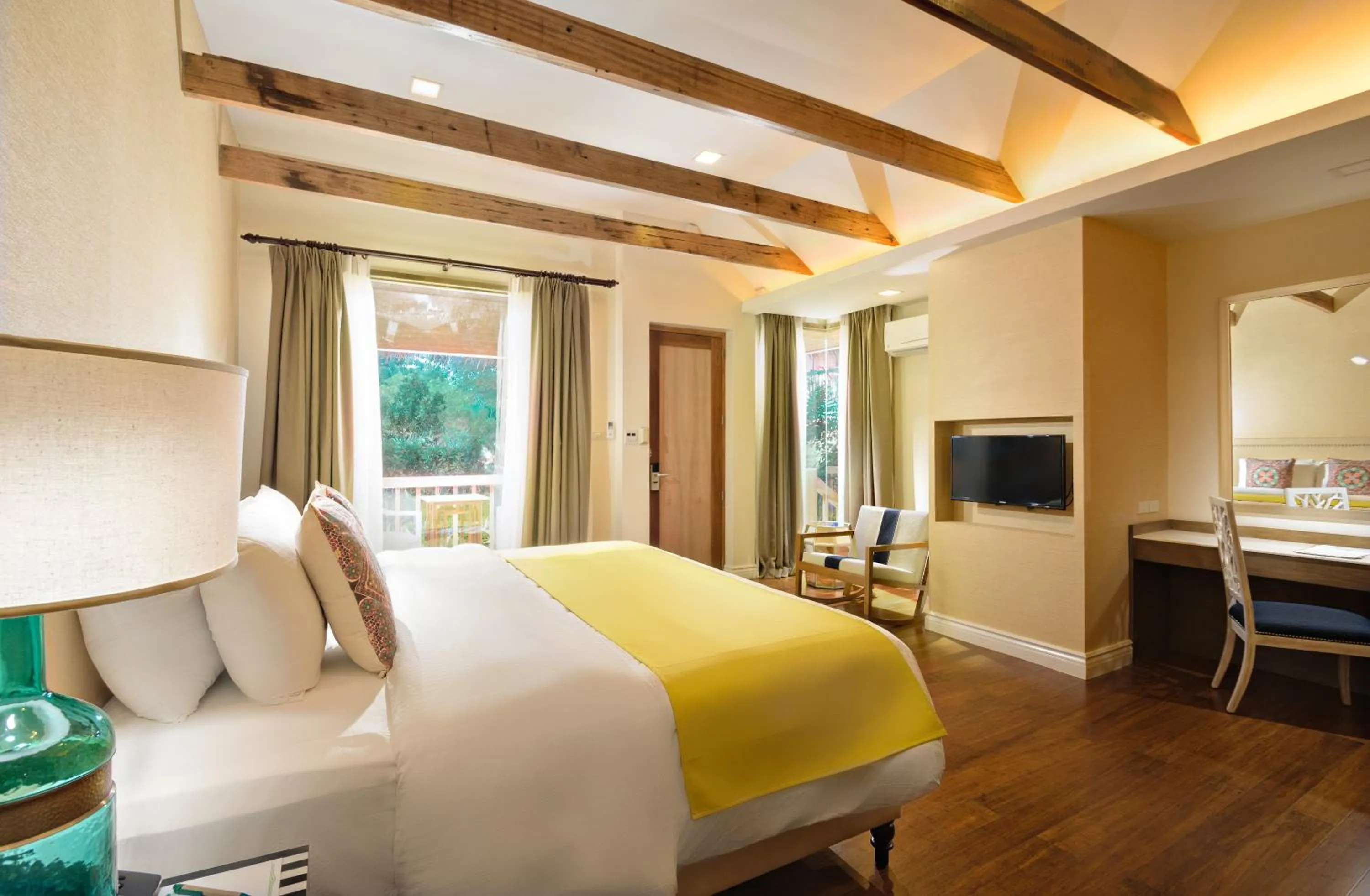 Bedroom, Bed in Mithi Resort & Spa