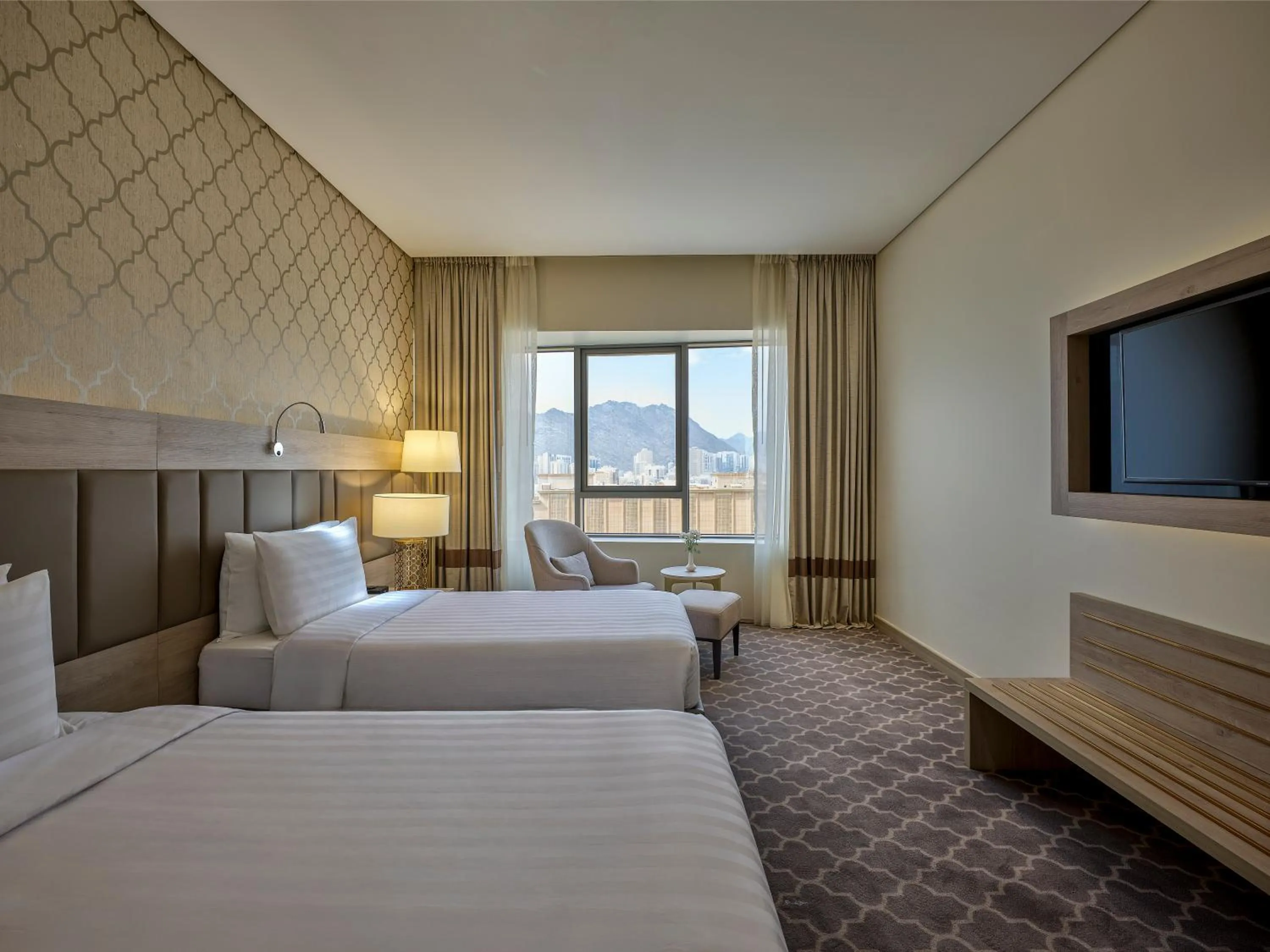 Guests, Bed in DoubleTree by Hilton Makkah Aziziyah