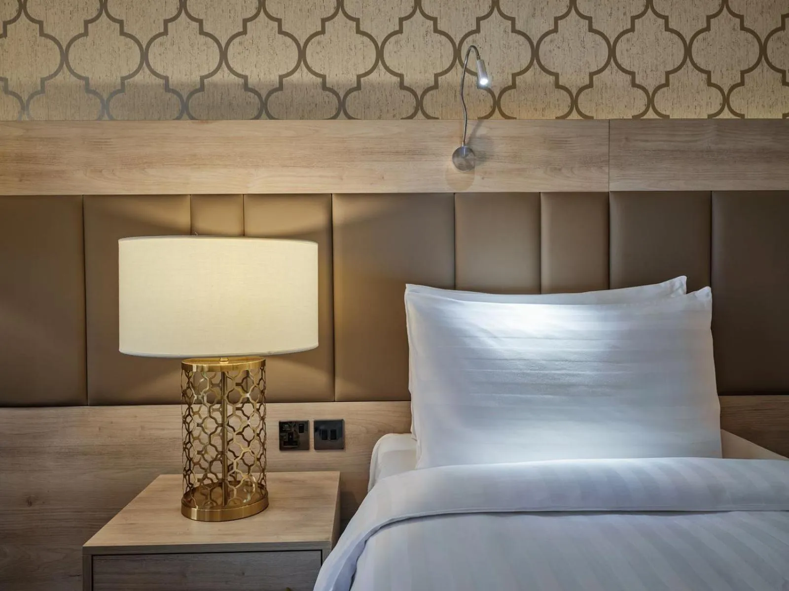 Bed in DoubleTree by Hilton Makkah Aziziyah