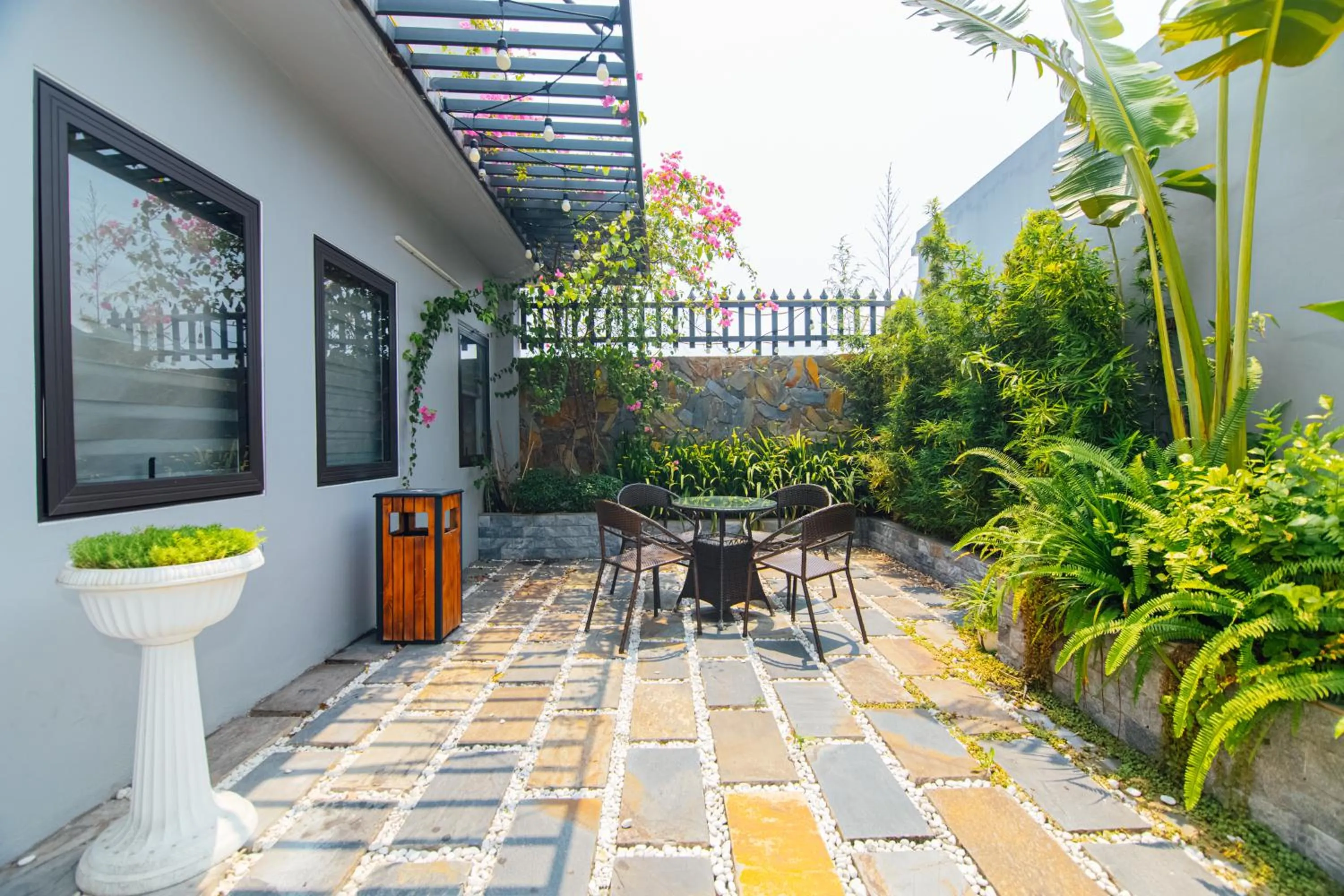 Garden in Jade Ha Long Hotel