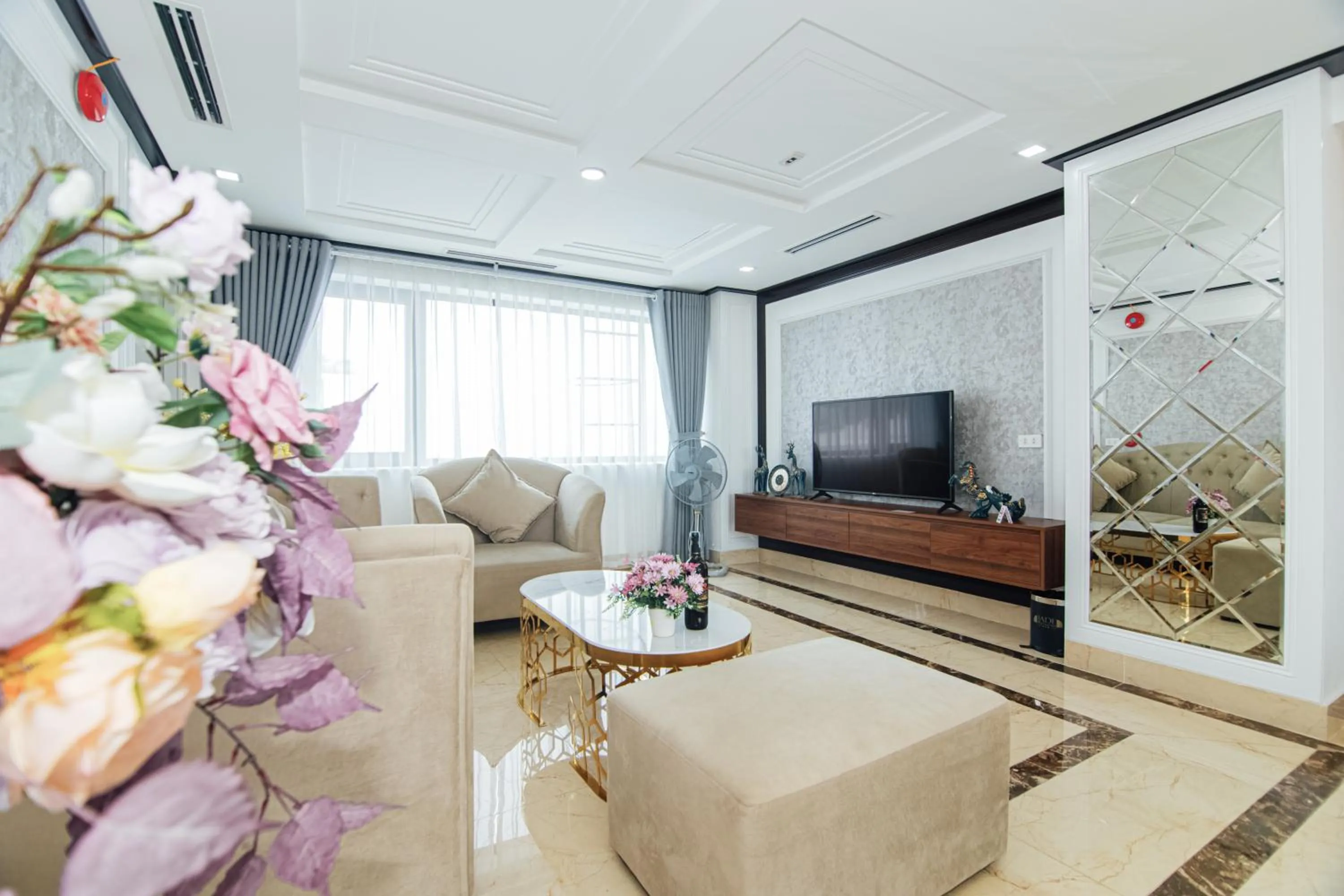 Living room in Jade Ha Long Hotel