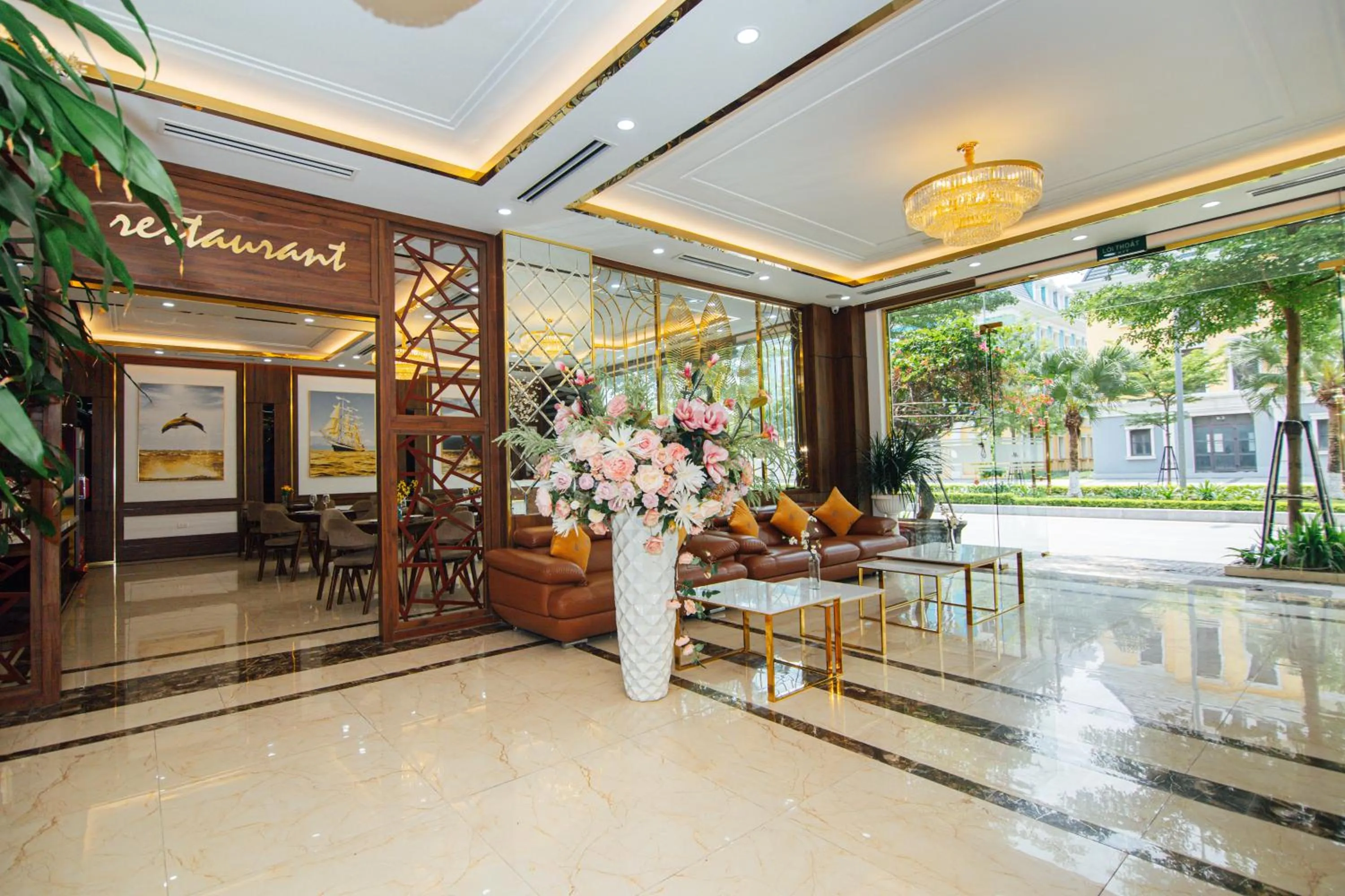 Lobby or reception in Jade Ha Long Hotel