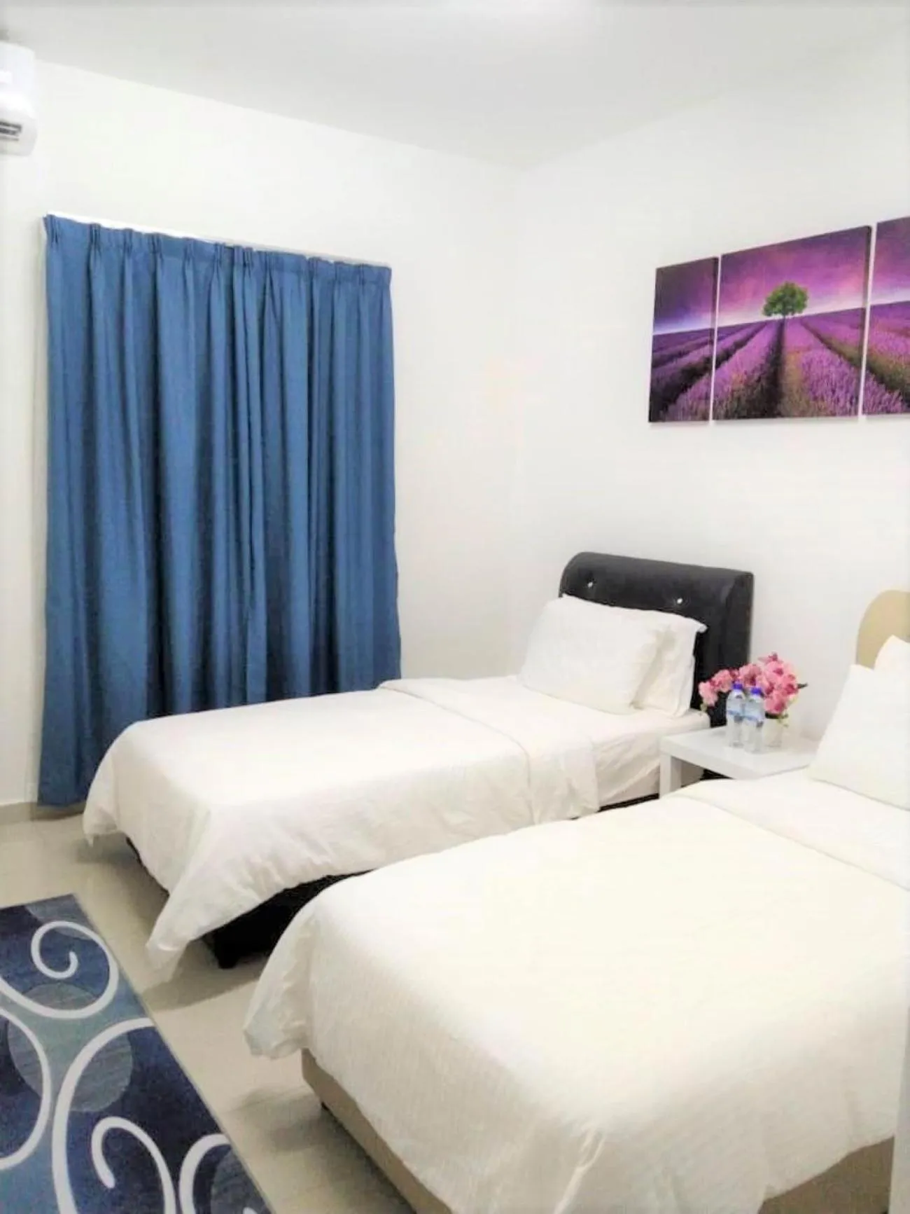 Photo of the whole room, Bed in iG Hotel