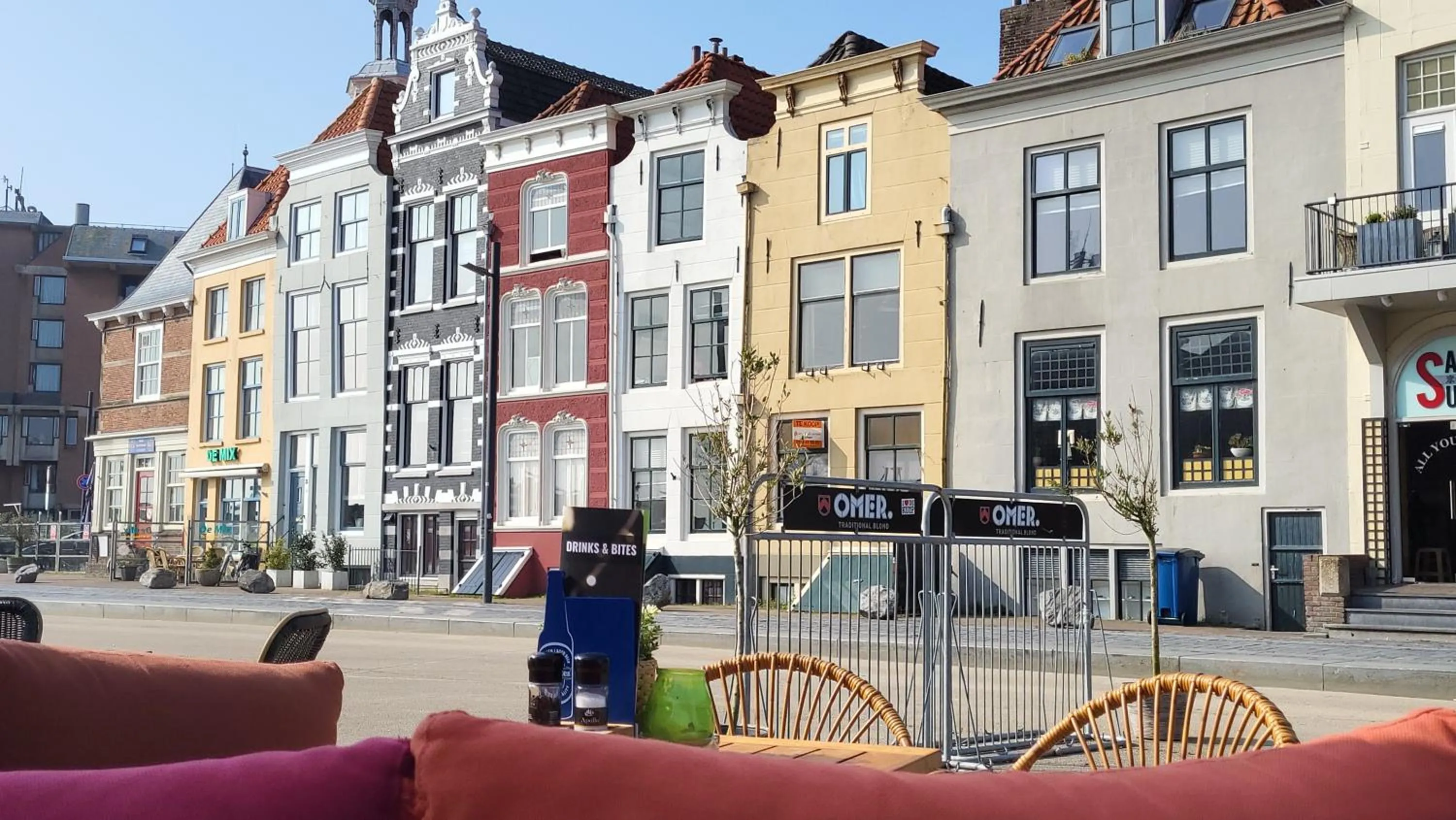 Appartement Havenzicht, gelegen aan zee met zeezicht