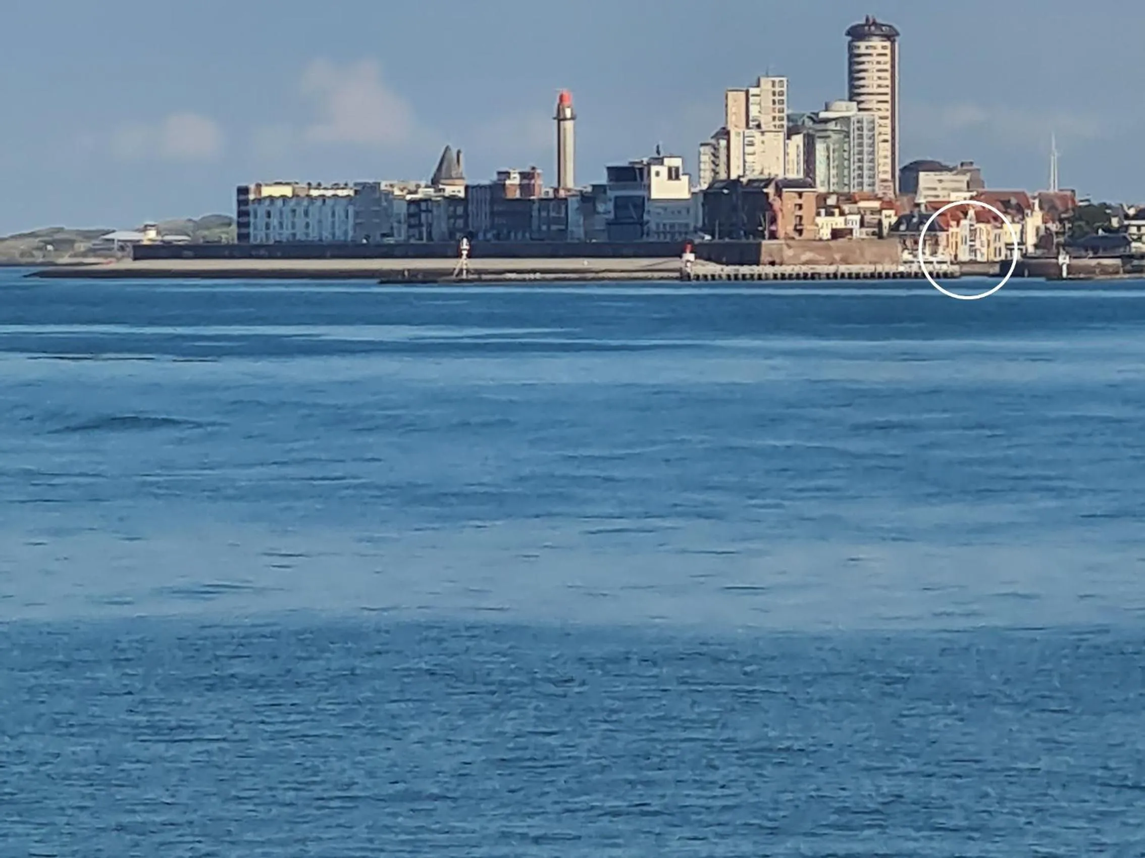Appartement Havenzicht, gelegen aan zee met zeezicht