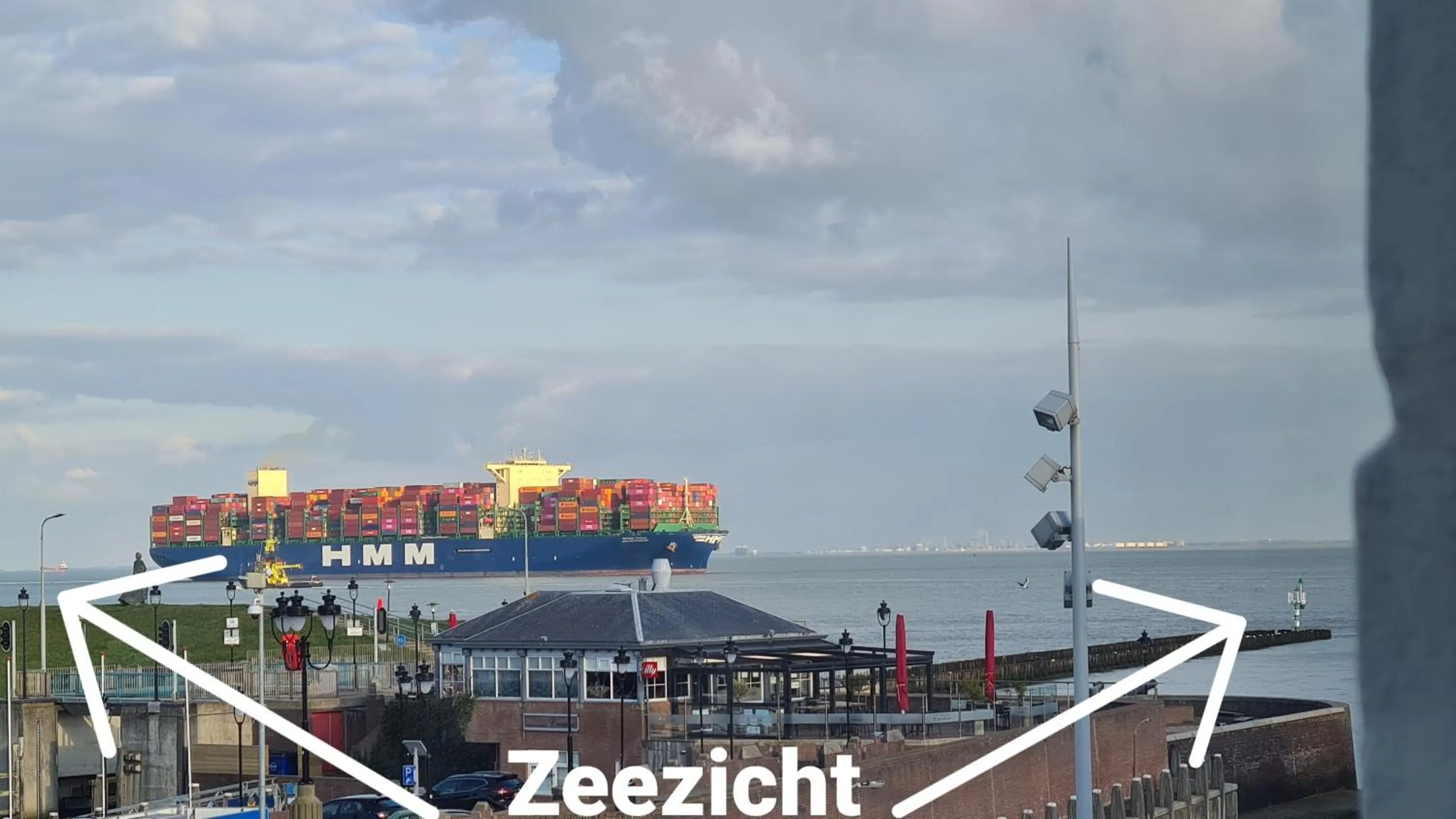 Appartement Havenzicht, gelegen aan zee met zeezicht