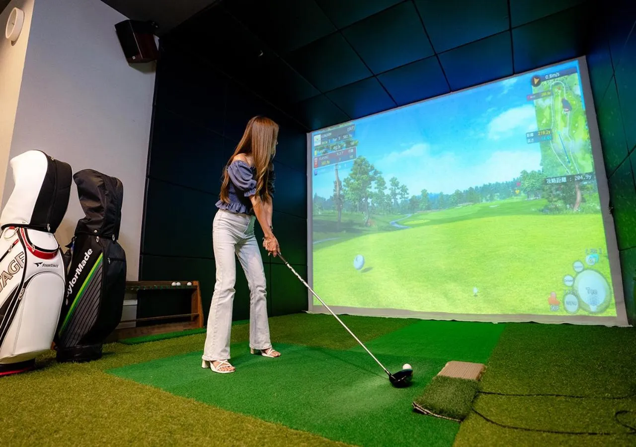 Hotel California Miyakojima Resort