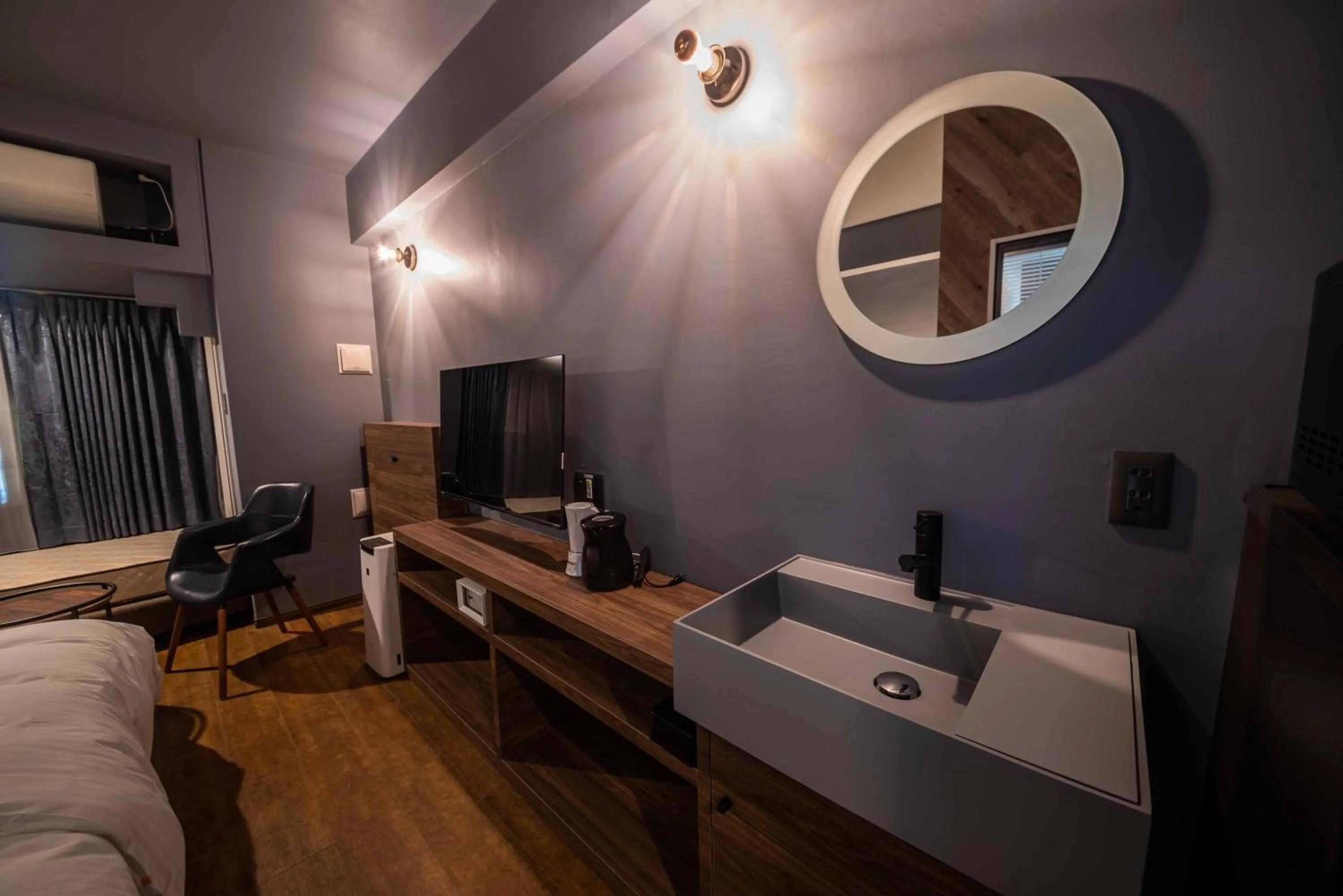 Photo of the whole room in Hotel Brick